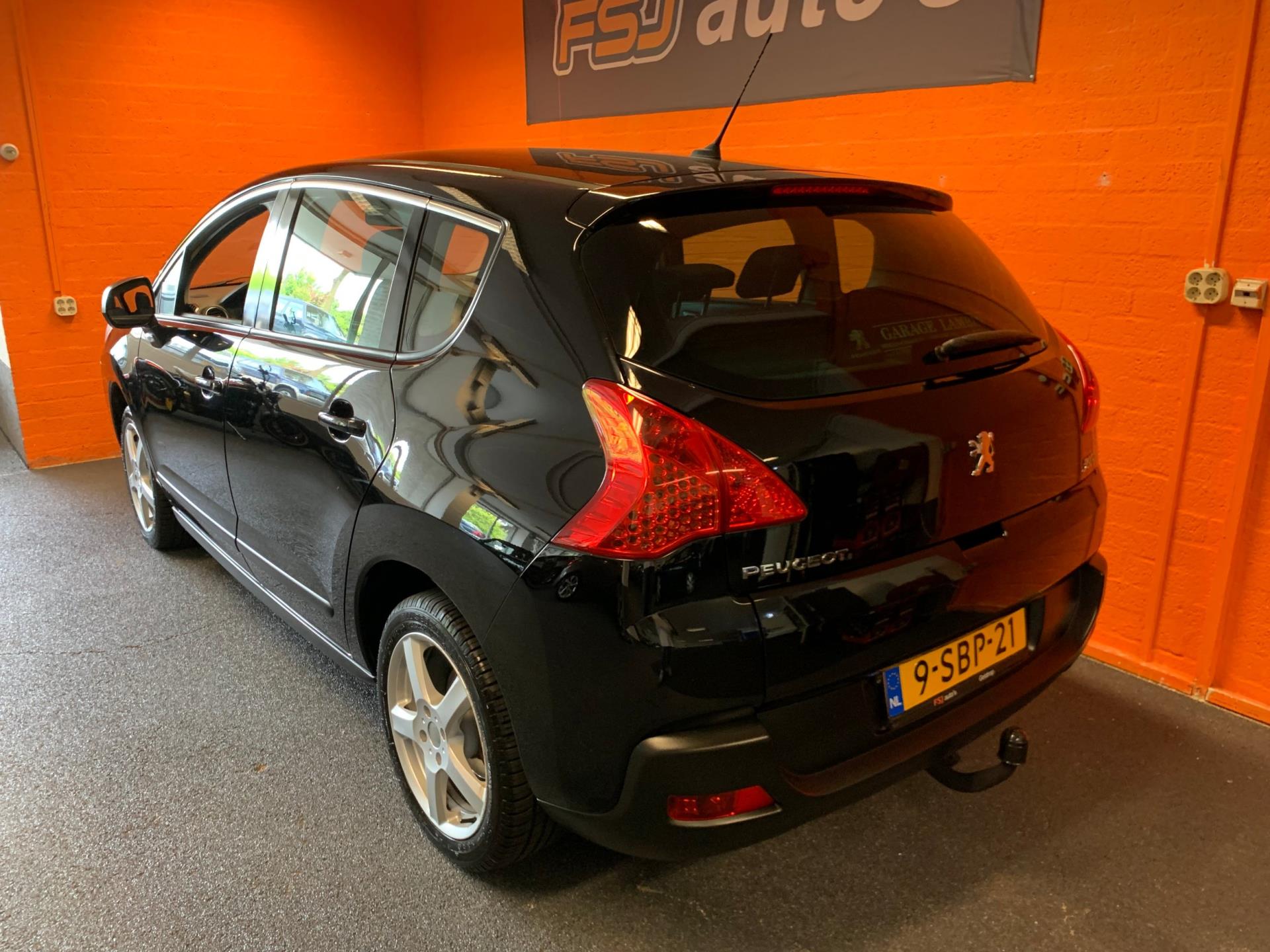 peugeot-3008-image4.jpg
