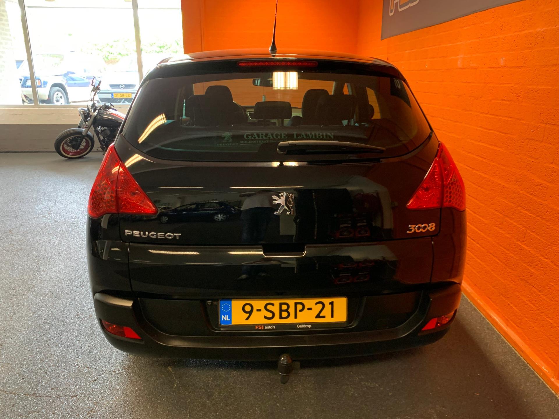 peugeot-3008-image5.jpg