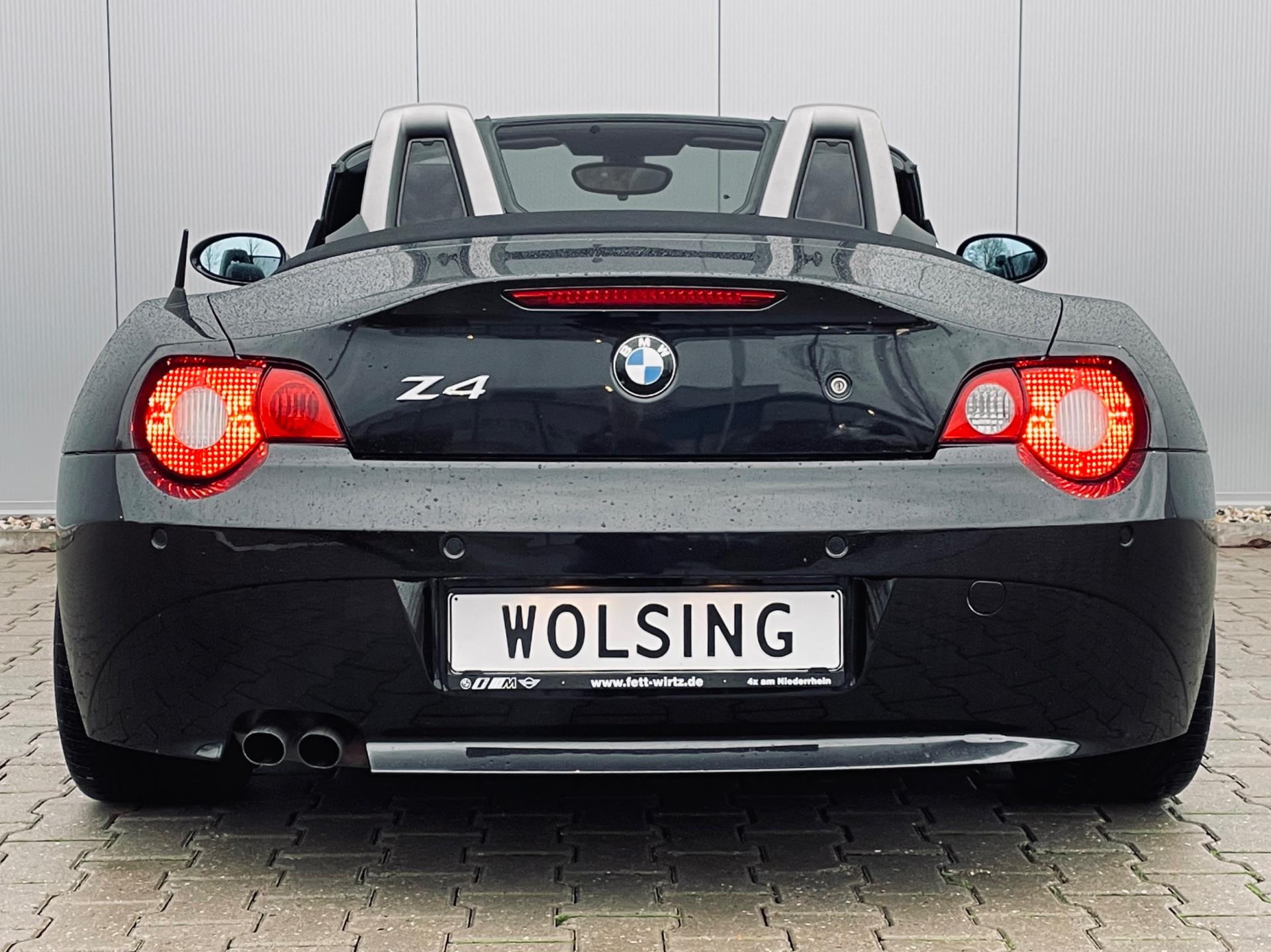 bmw-z4-image9.jpg