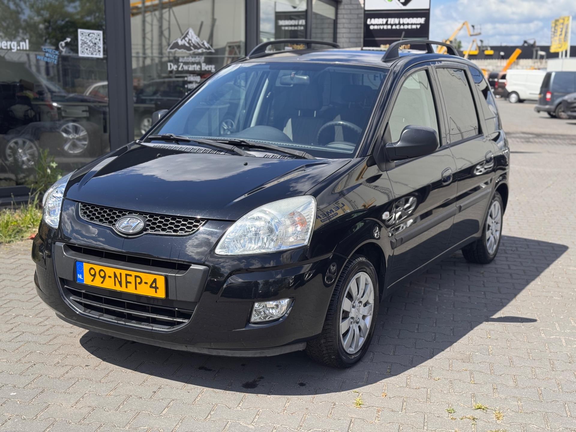 hyundai-matrix-image2.jpg