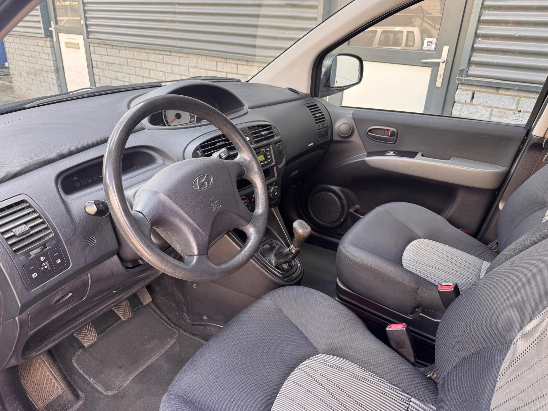 hyundai-matrix-image6.jpg