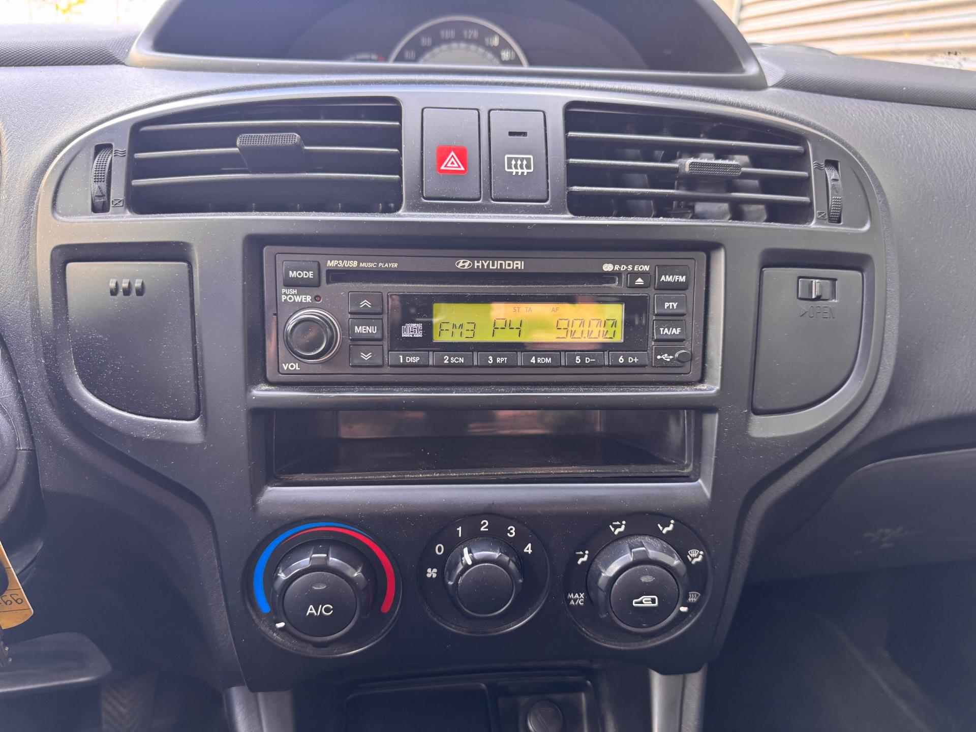 hyundai-matrix-image9.jpg