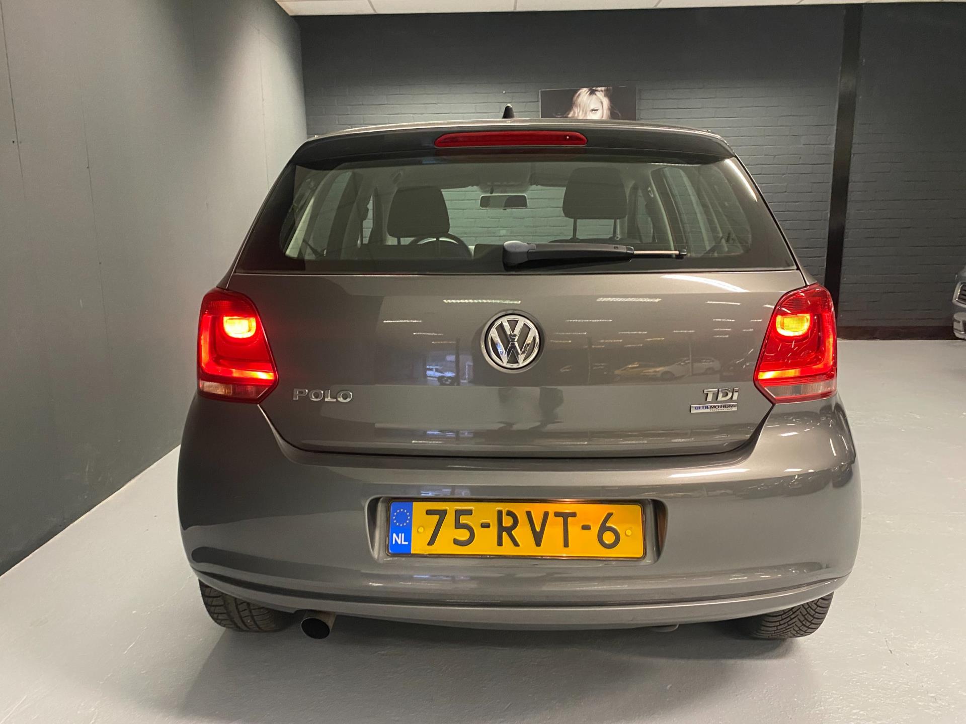 volkswagen-polo-image7.jpg