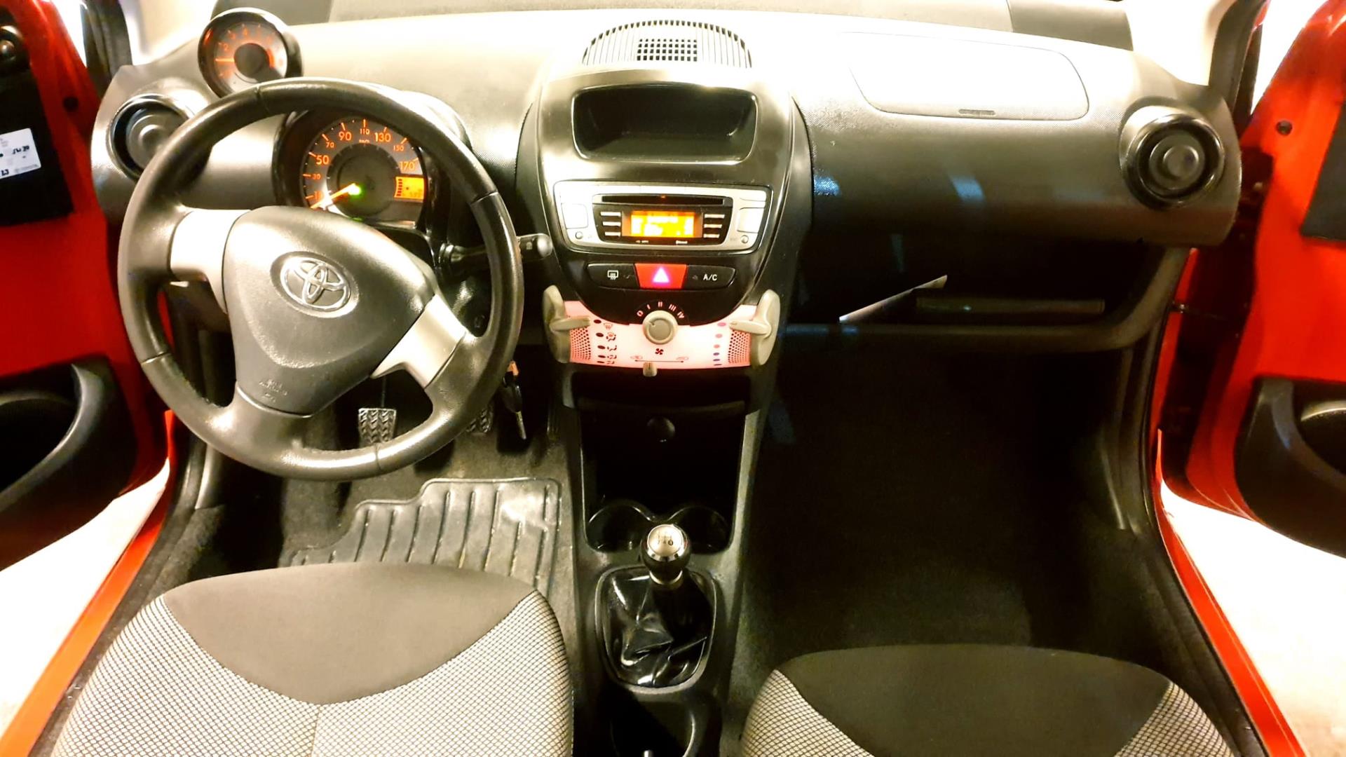 toyota-aygo-image4.jpg