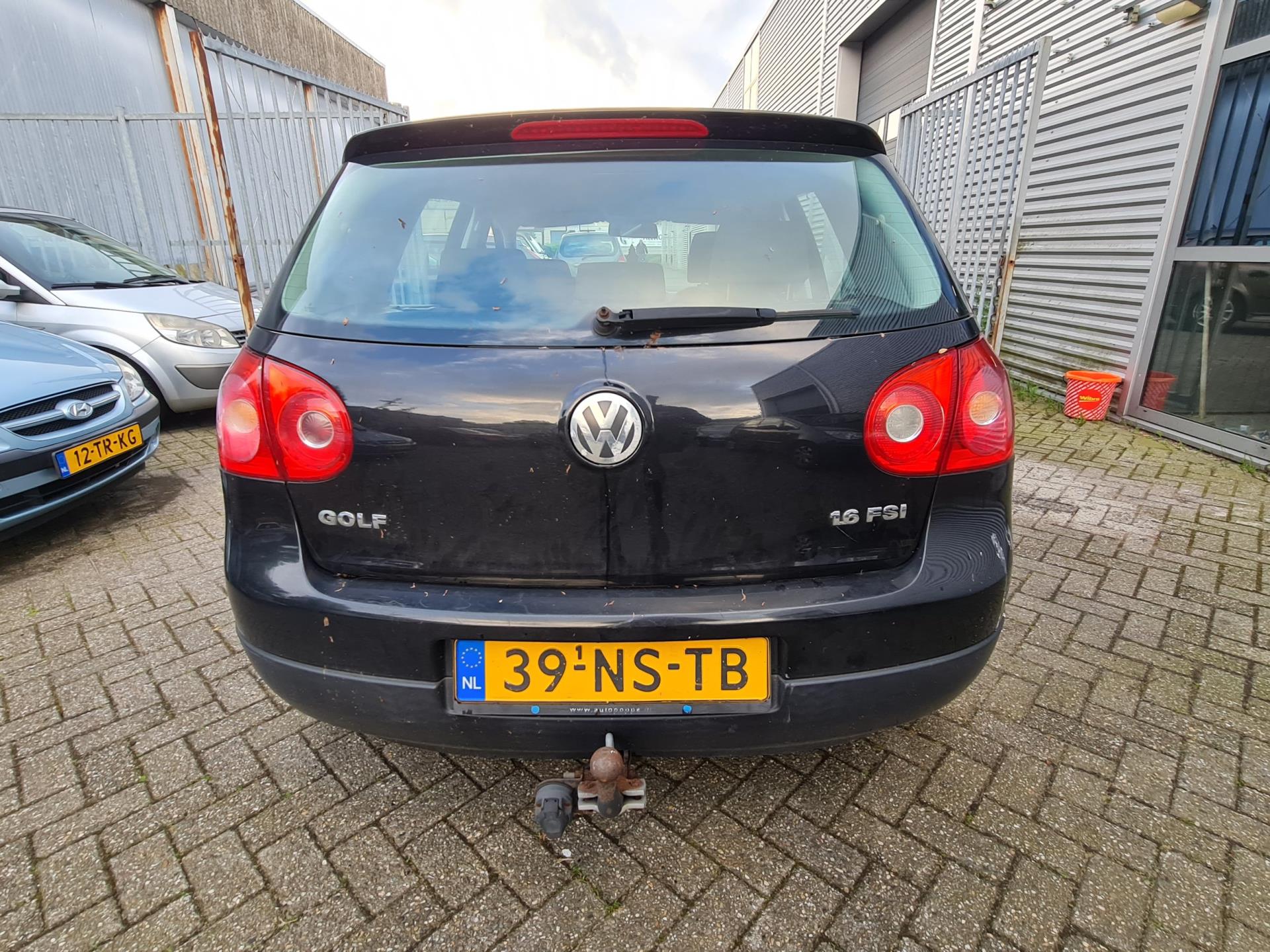 volkswagen-golf-image5.jpg