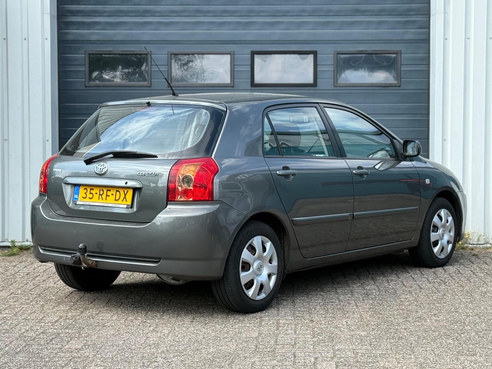 toyota-corolla-image2.jpg
