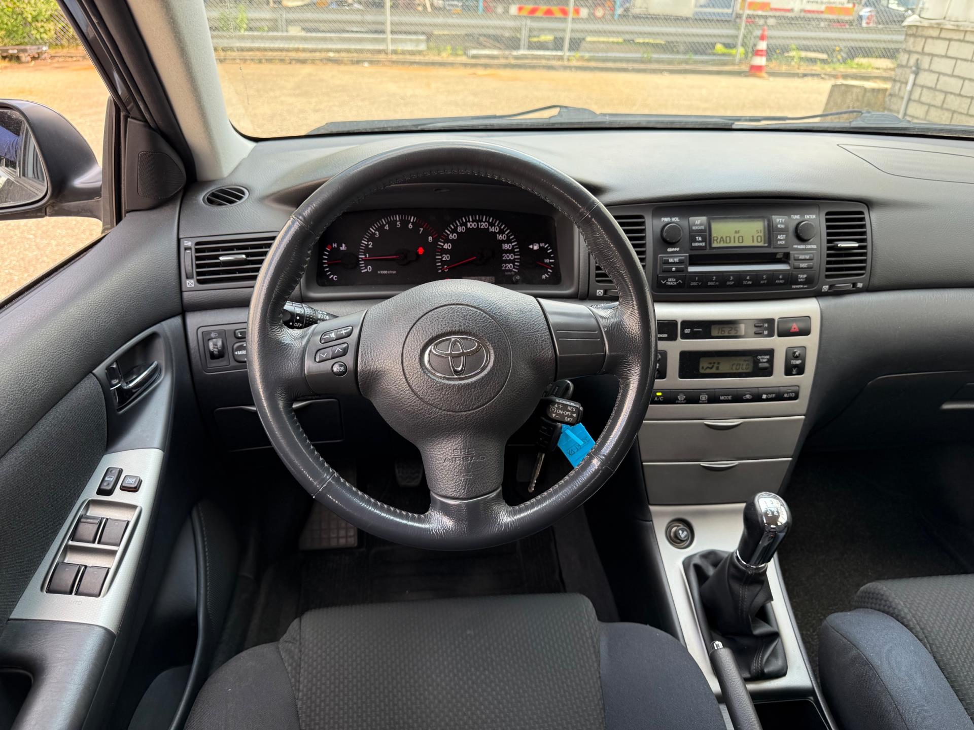 toyota-corolla-image5.jpg