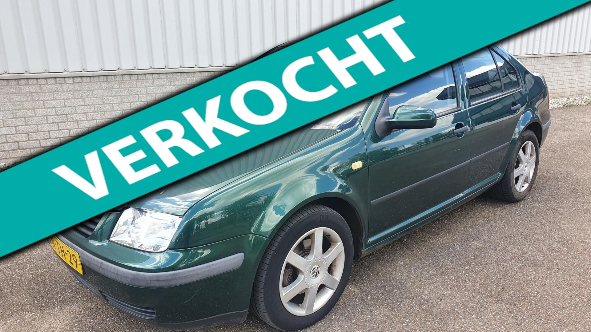 804298359/volkswagen-bora-image1.jpg