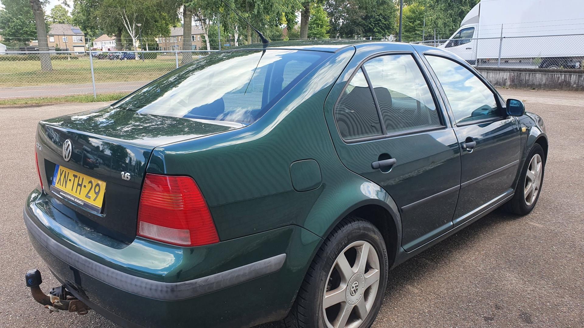 volkswagen-bora-image4.jpg