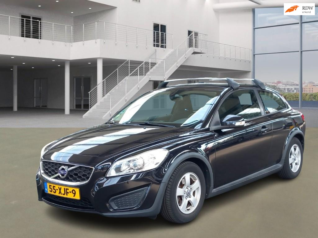 804767325/volvo-c30-image1.jpg