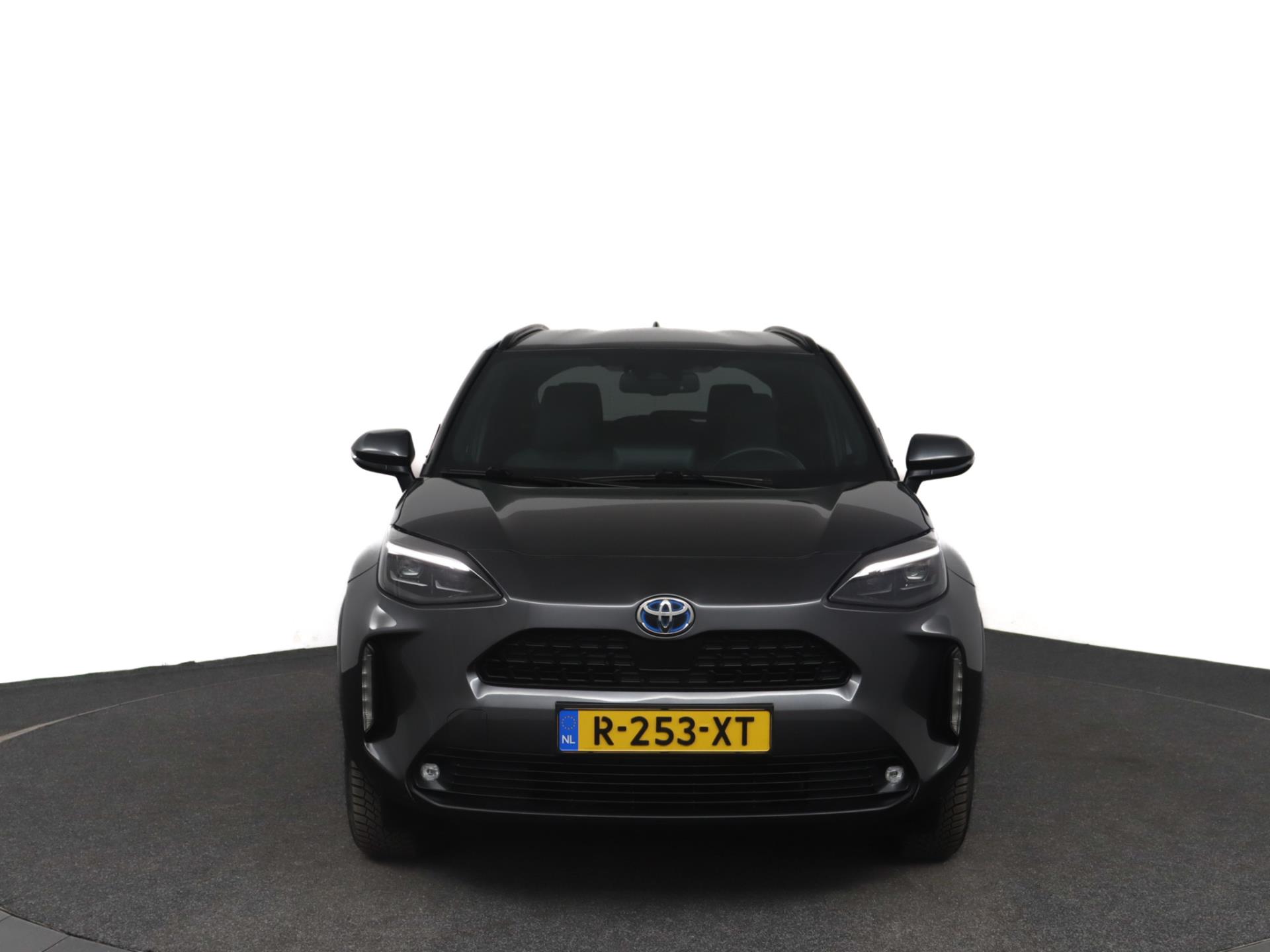 toyota-yaris-cross-image2.jpg