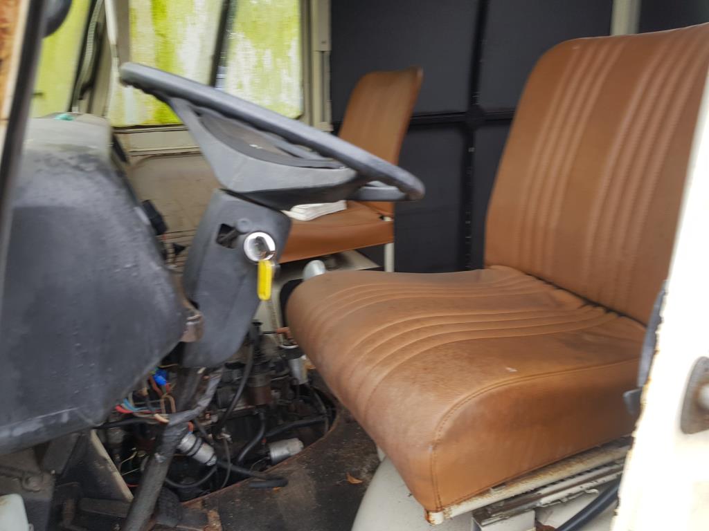 peugeot-j7pz20-image3.jpg