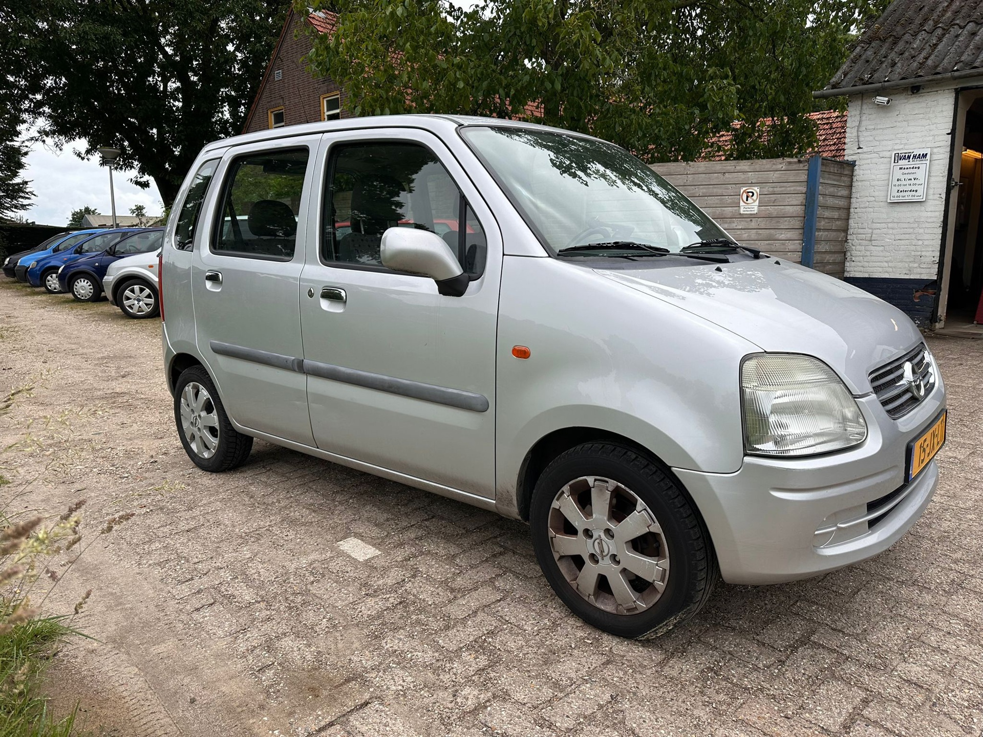 opel-agila-image2.jpg