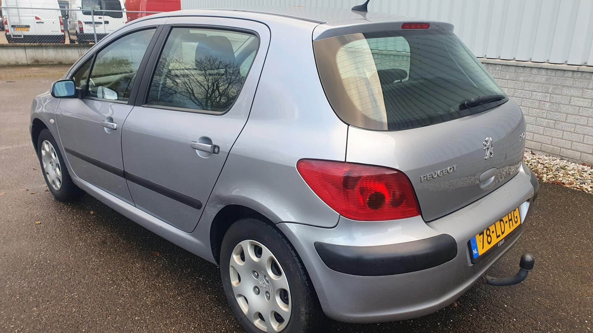 peugeot-307-image2.jpg