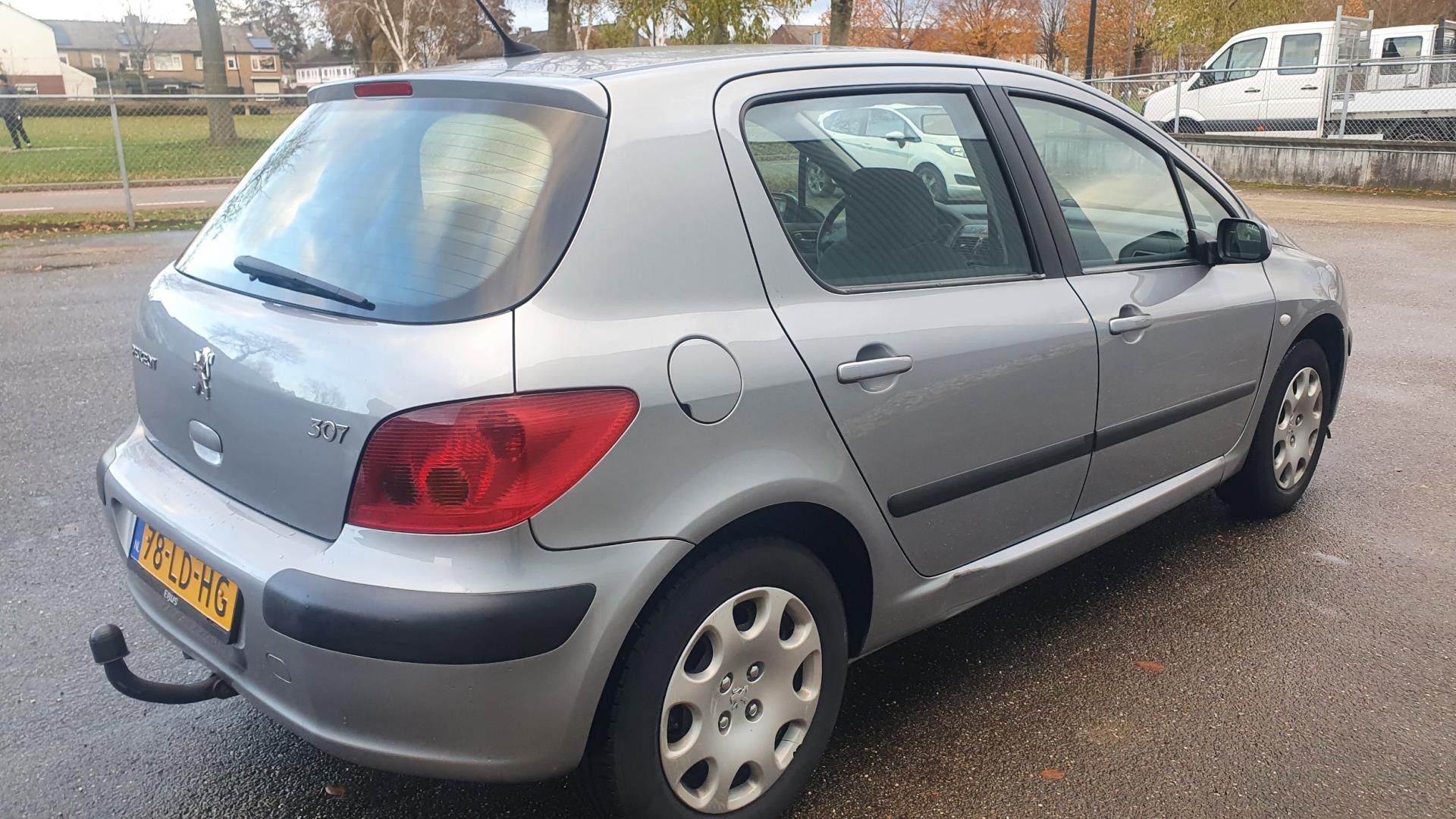 peugeot-307-image4.jpg