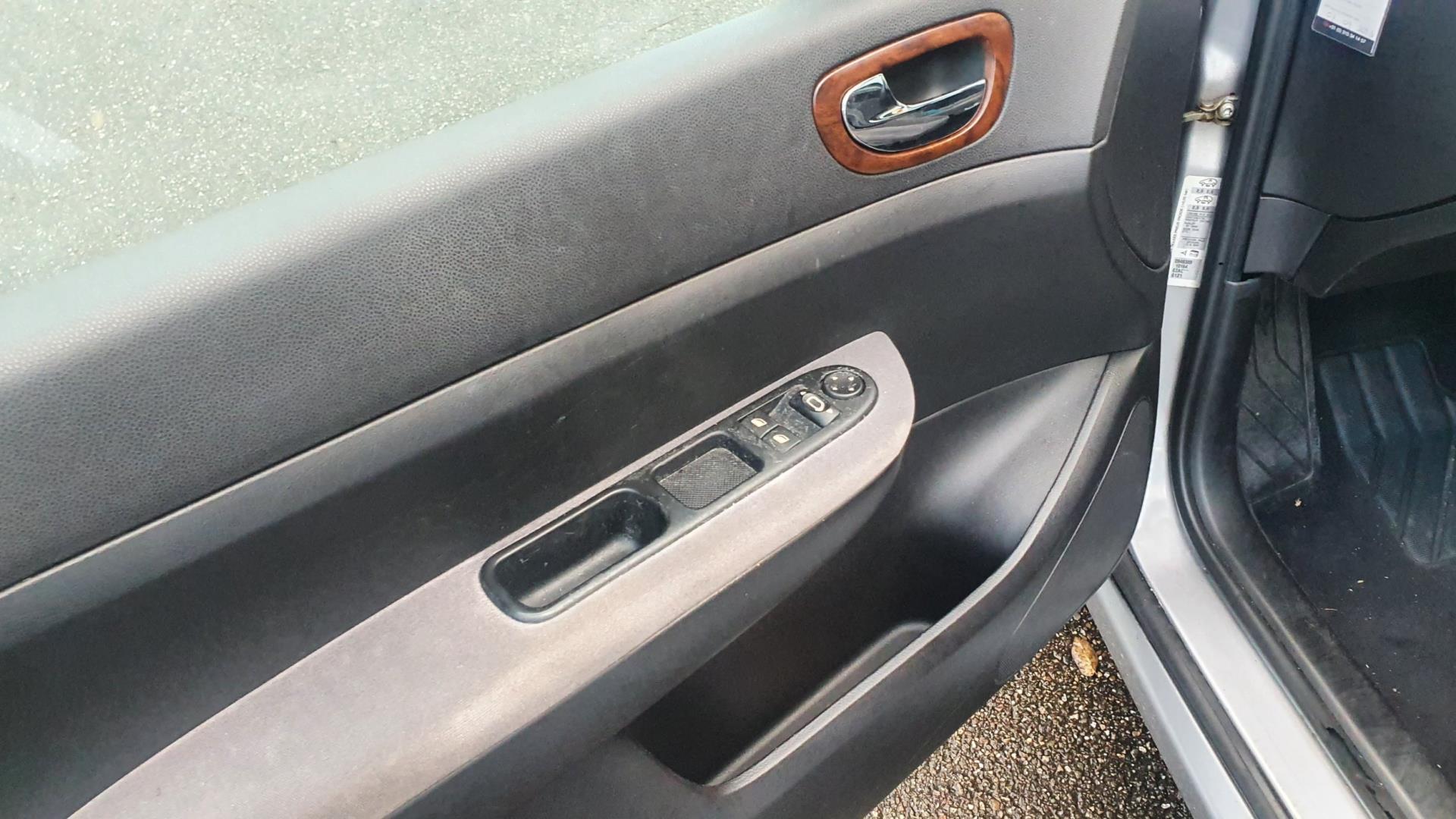 peugeot-307-image9.jpg