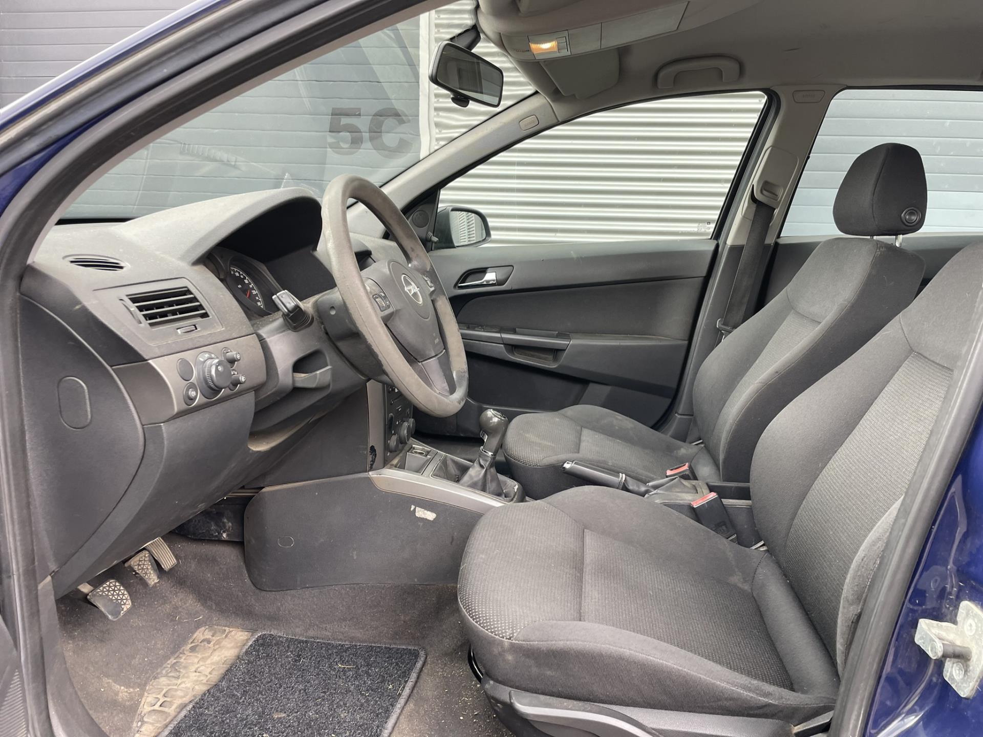 opel-astra-image8.jpg