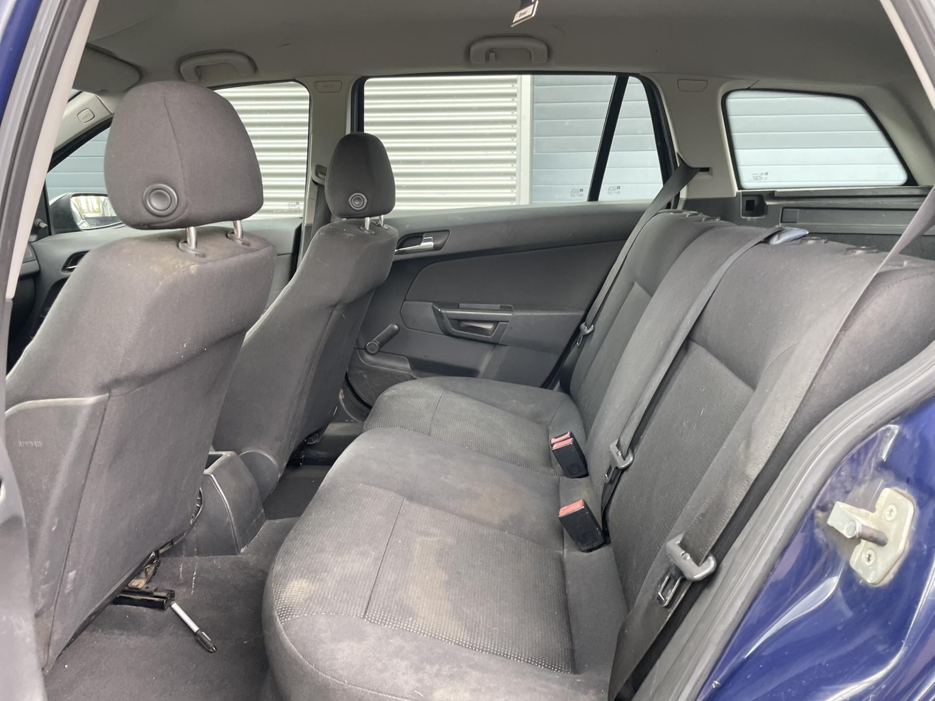 opel-astra-image9.jpg