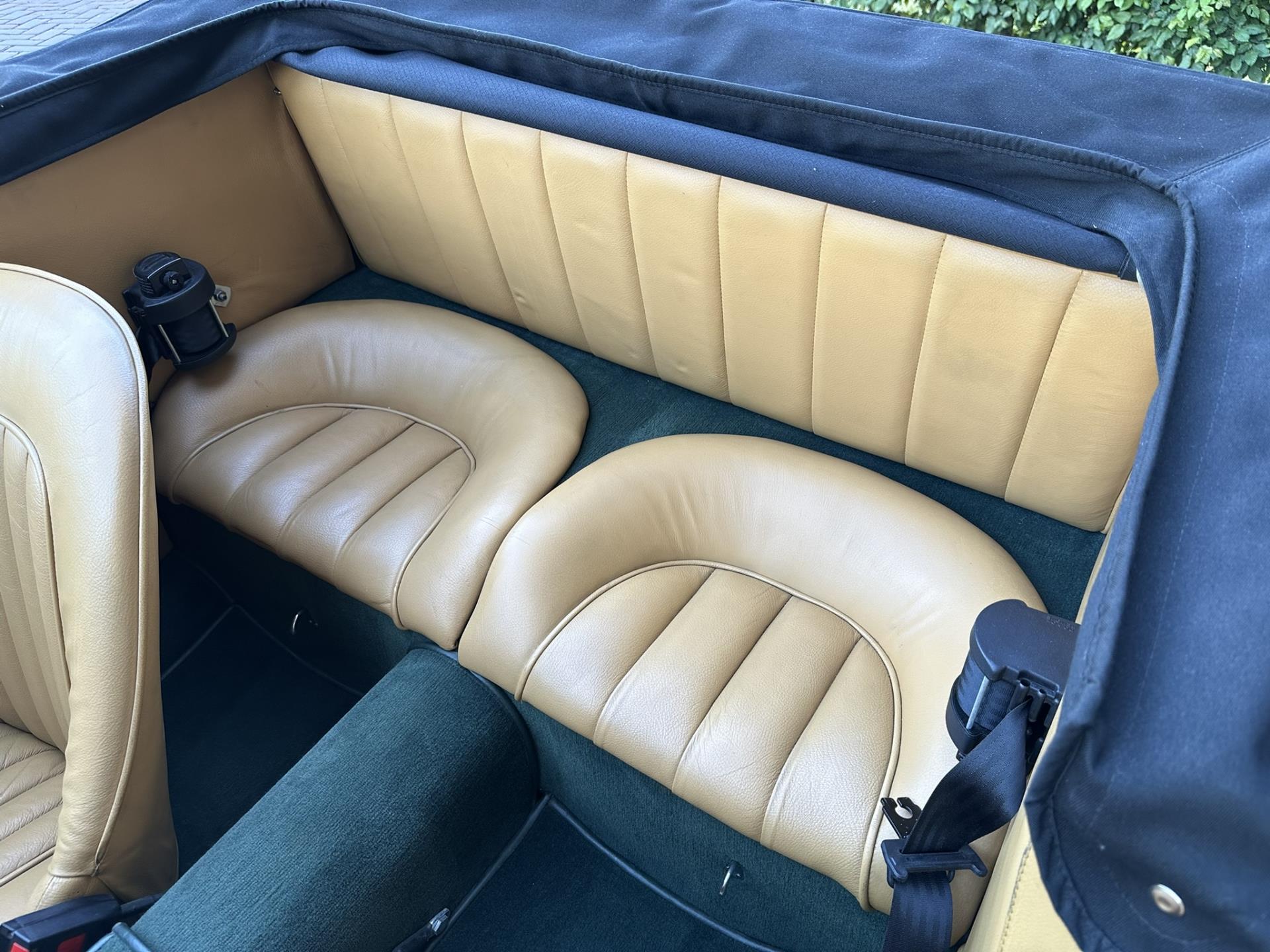 austin-healey-3000-mkii-a-cabriolet-image8.jpg