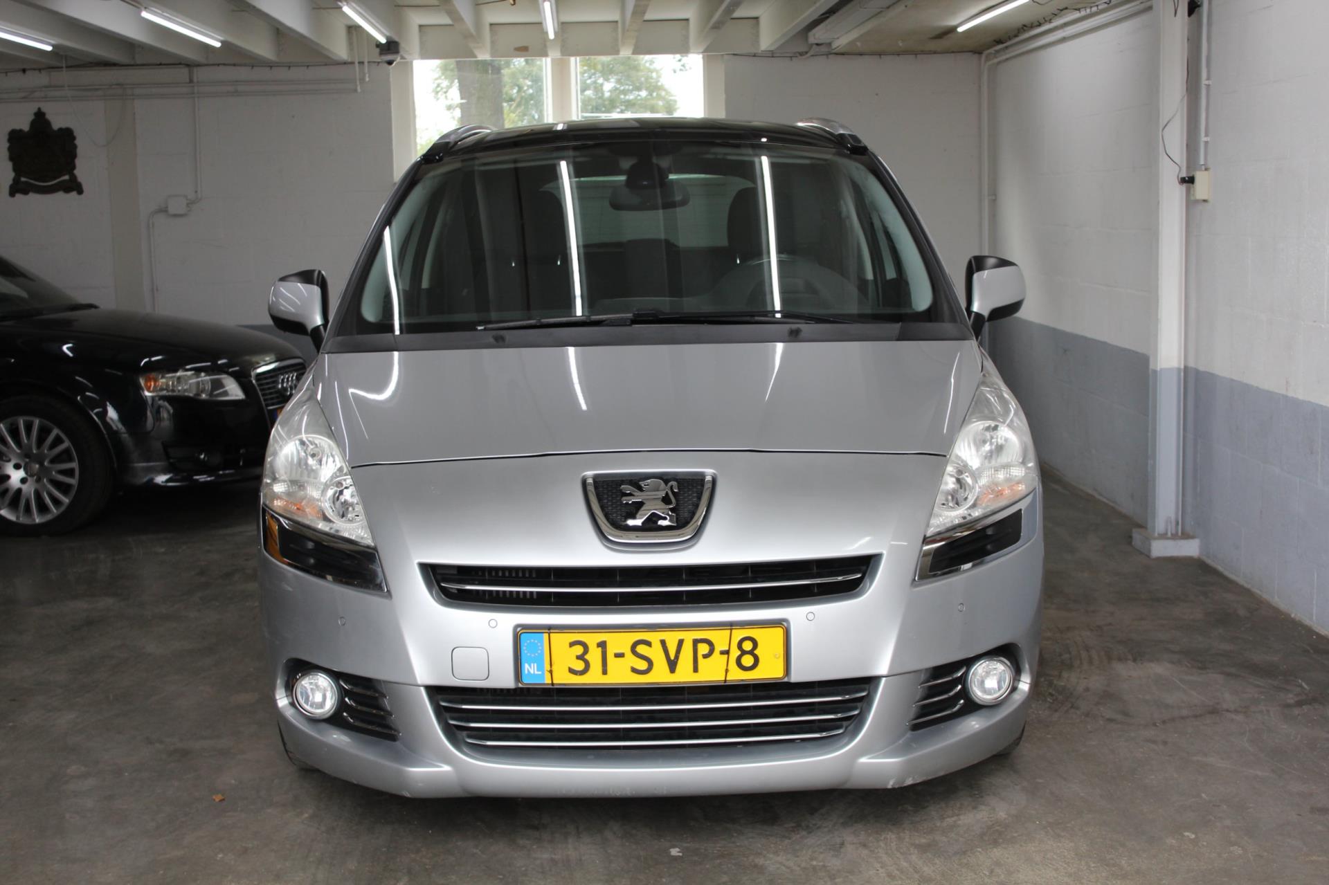 peugeot-5008-image10.jpg