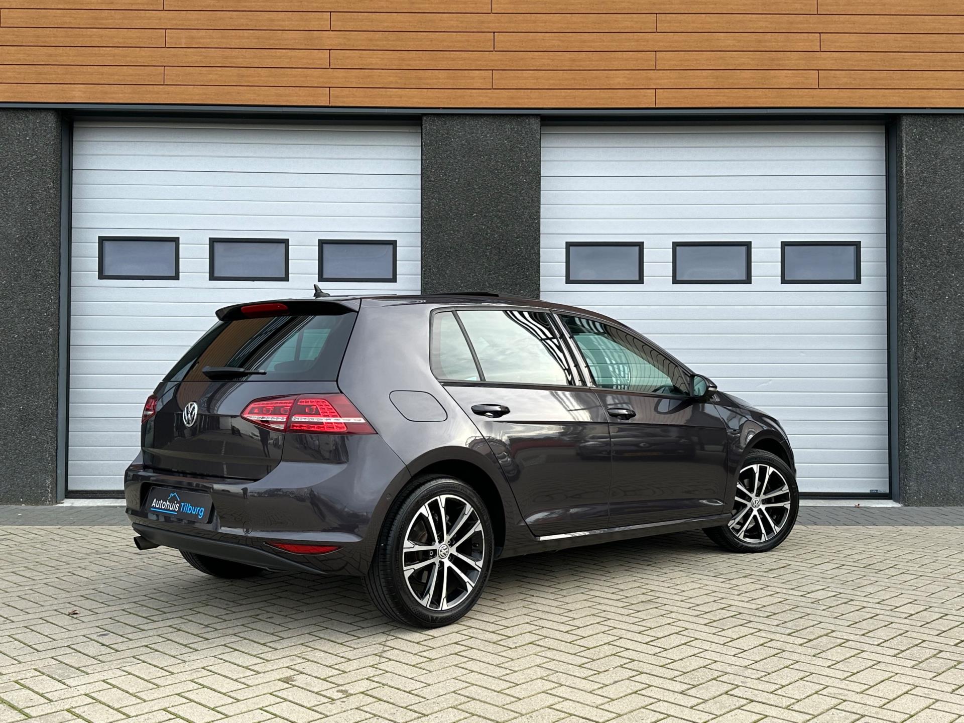 volkswagen-golf-image7.jpg