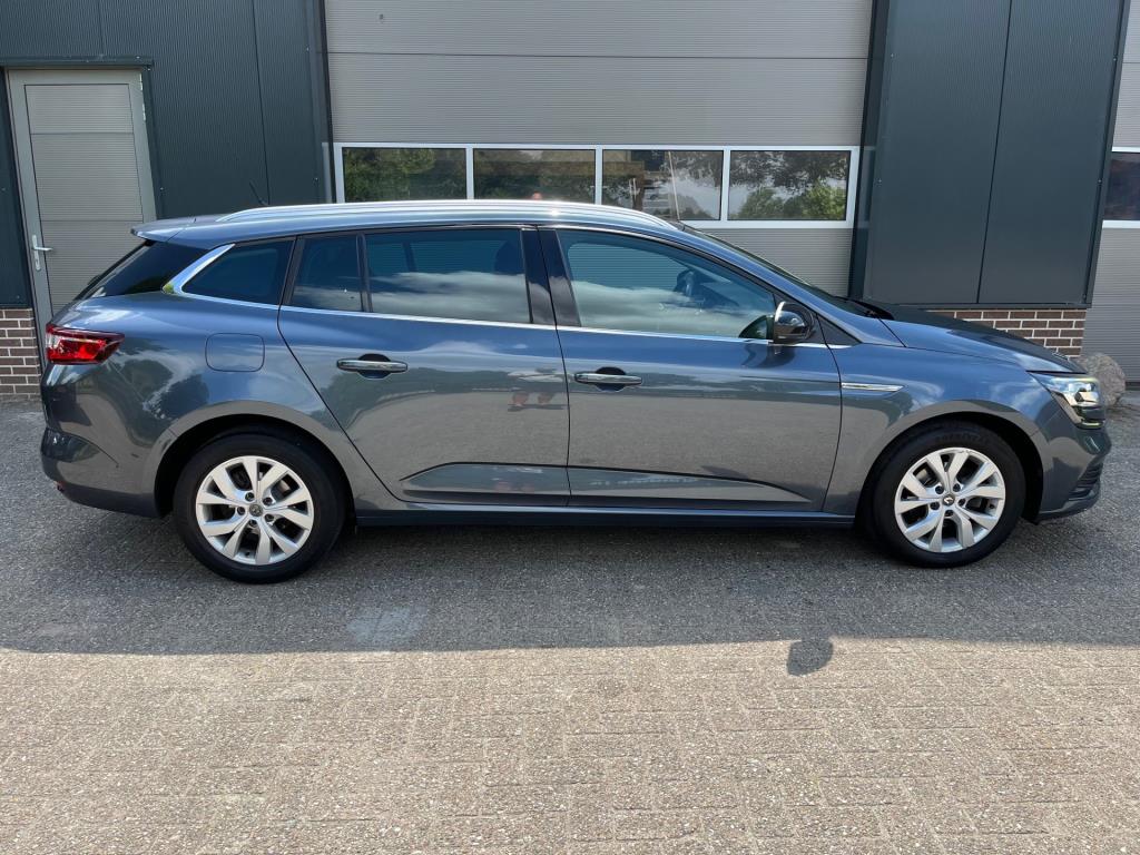 renault-megane-estate-image5.jpg