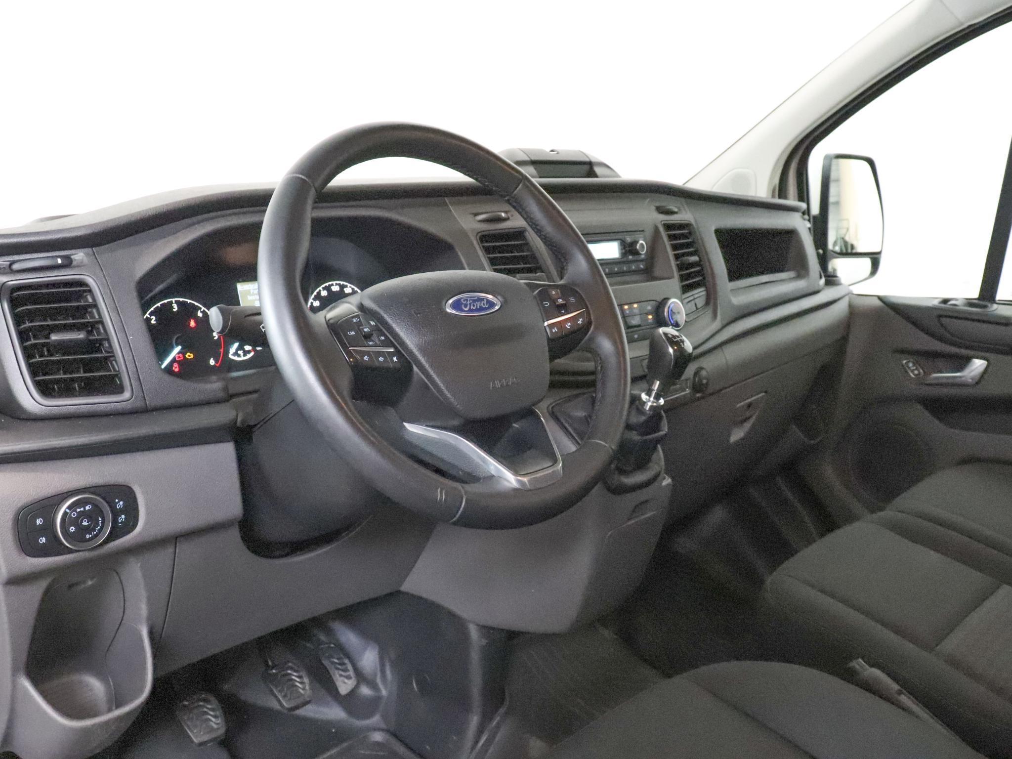 ford-transit-custom-image2.jpg