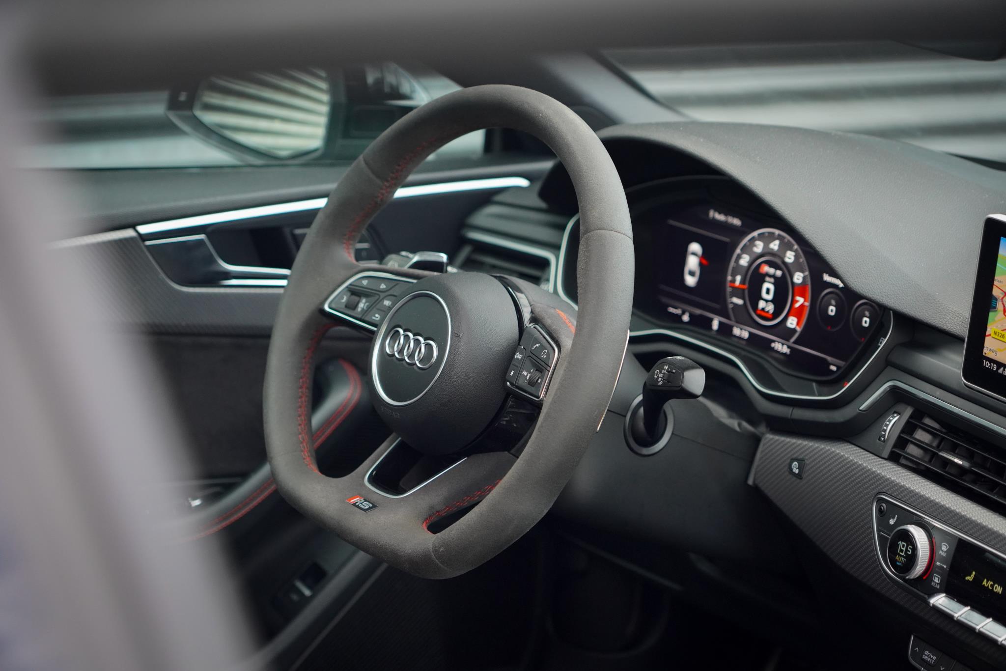 audi-a5-image6.jpg