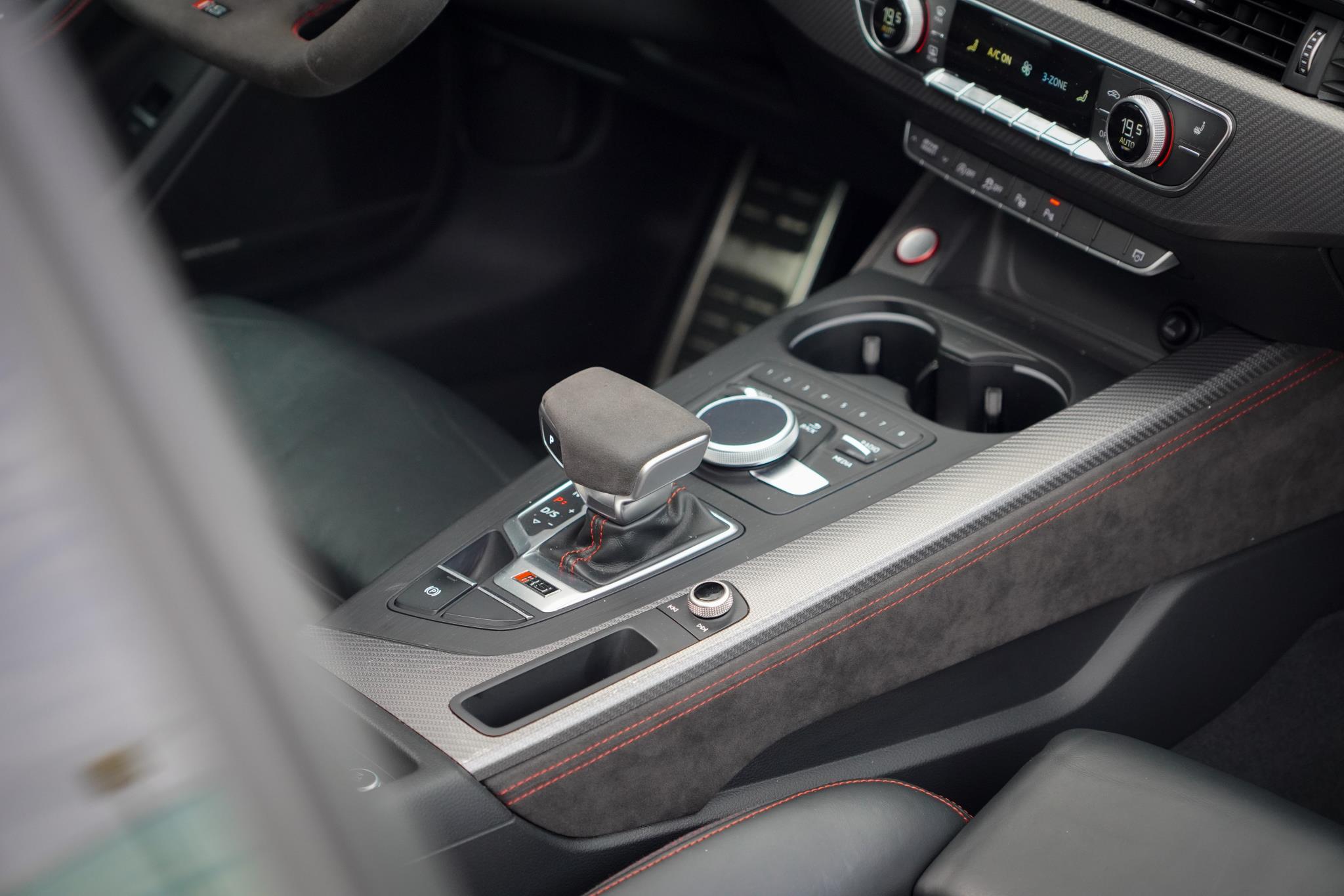 audi-a5-image7.jpg