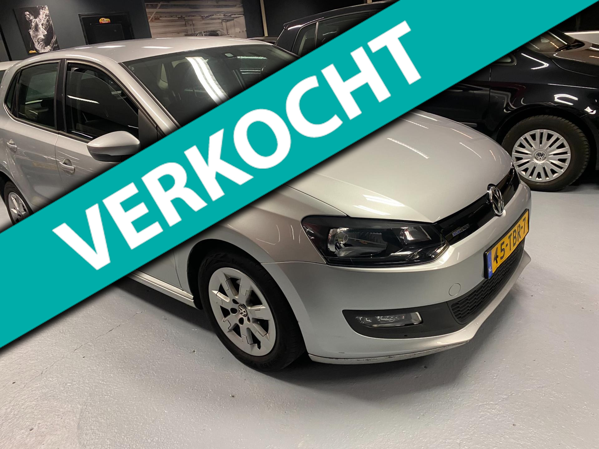 827833595/volkswagen-polo-image1.jpg