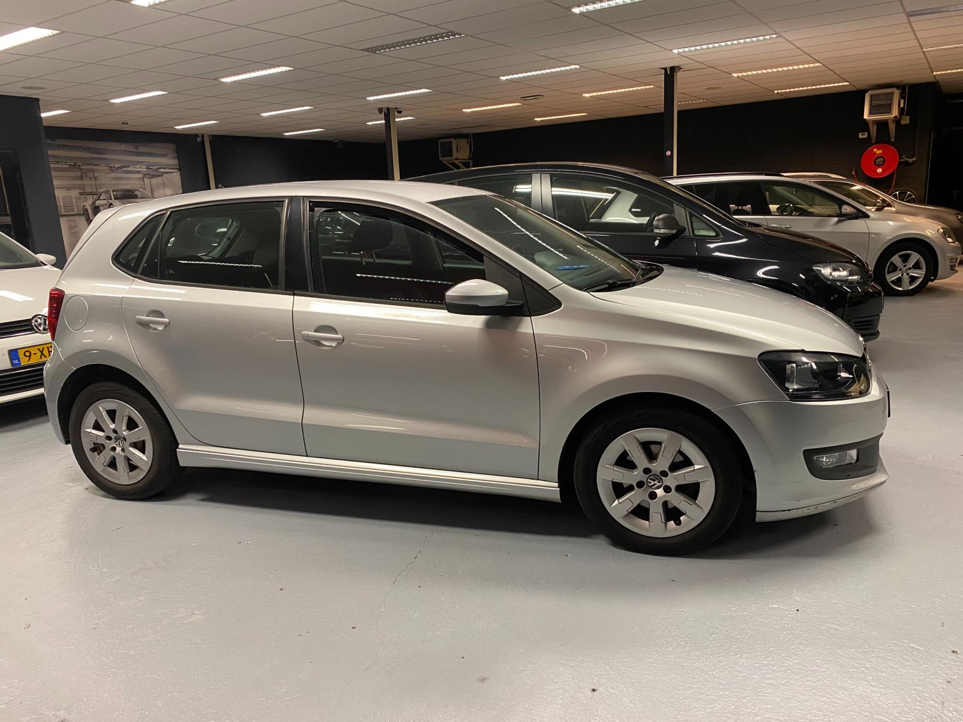 volkswagen-polo-image2.jpg