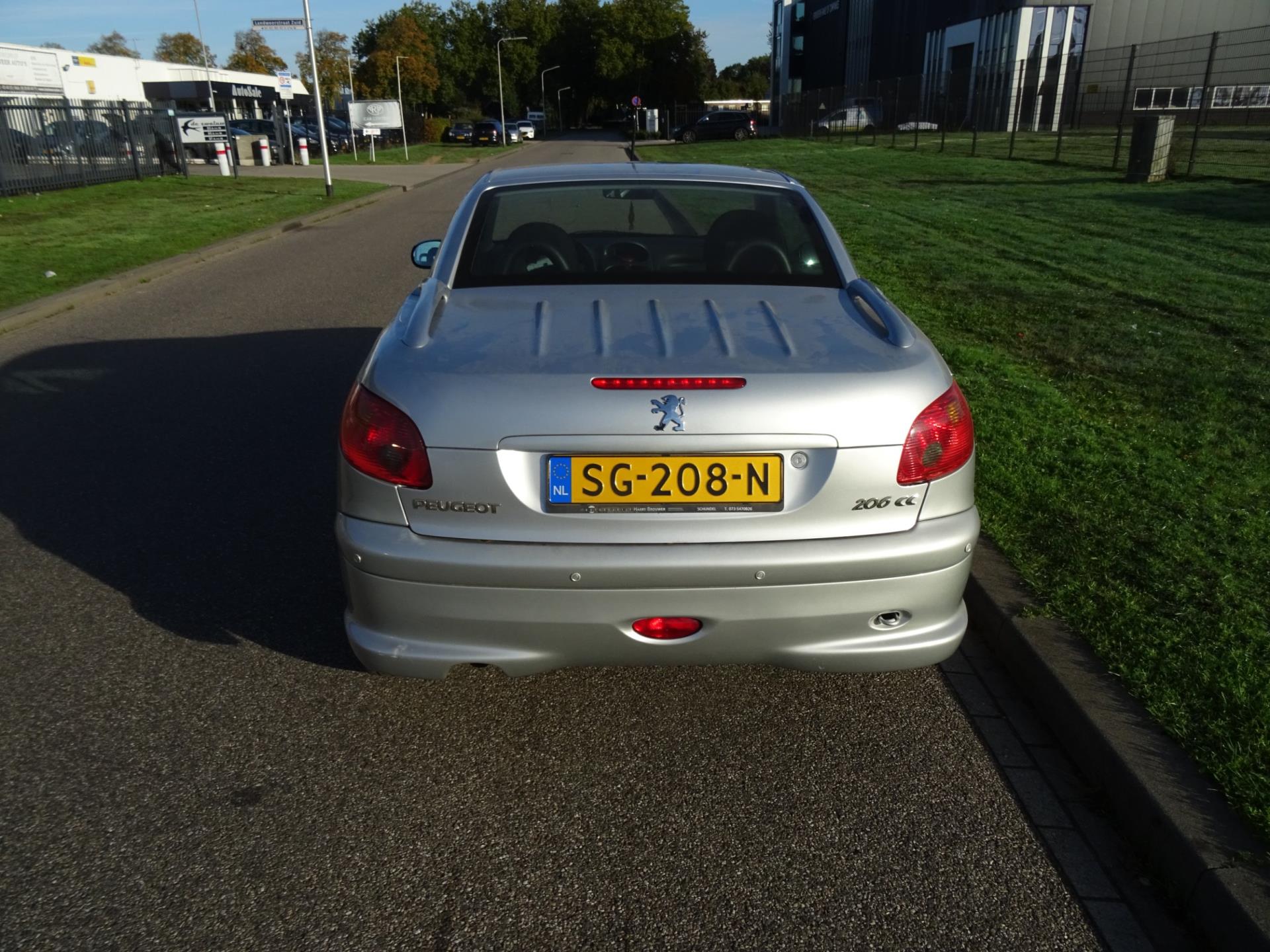 peugeot-206-image4.jpg