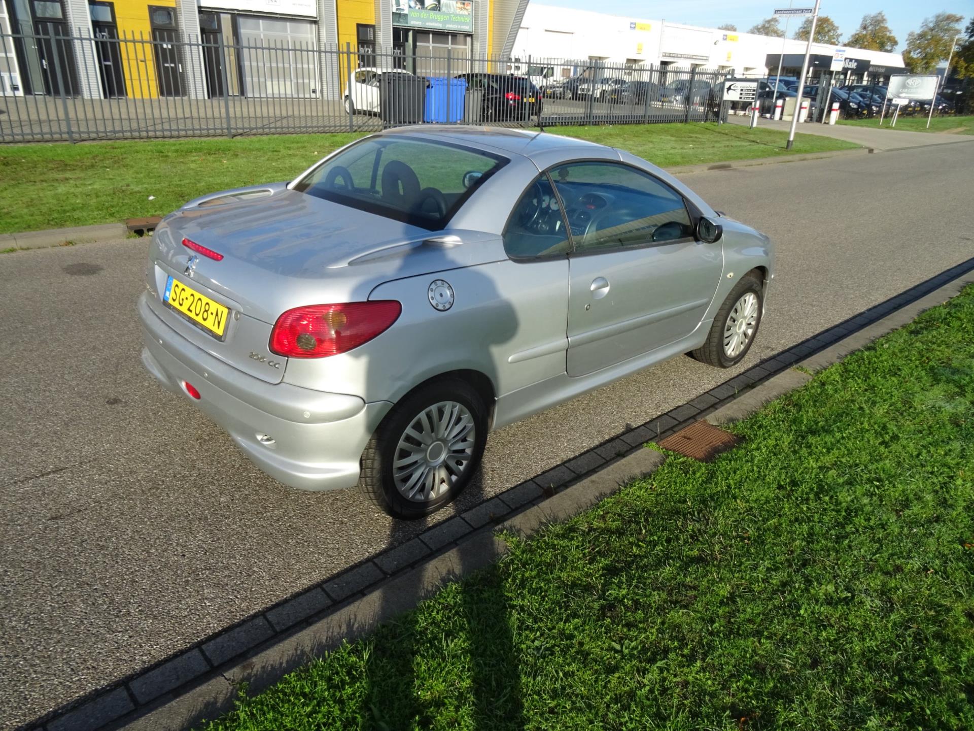 peugeot-206-image5.jpg