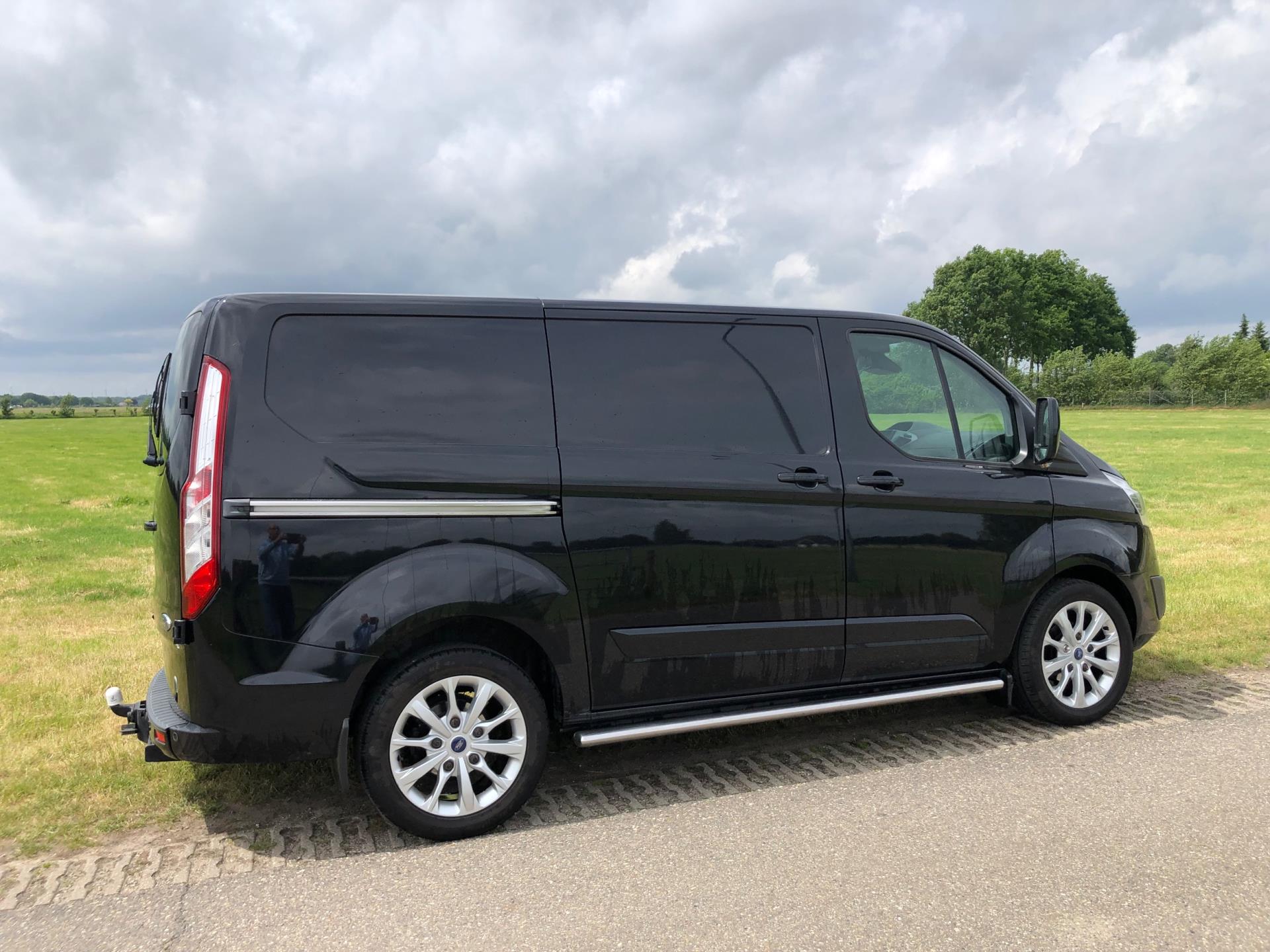 ford-transit-custom-image7.jpg