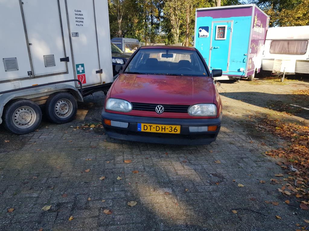 volkswagen-golf-image8.jpg
