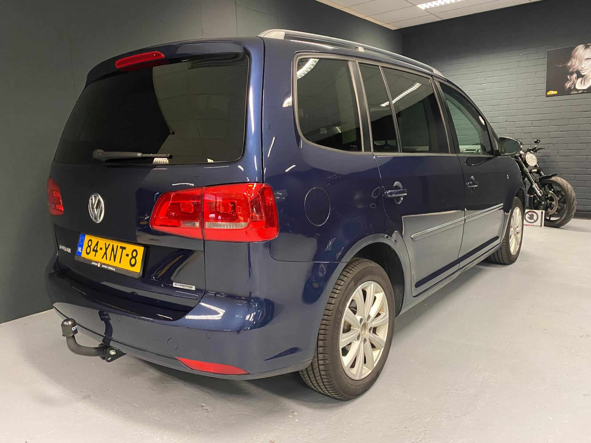 volkswagen-touran-image4.jpg