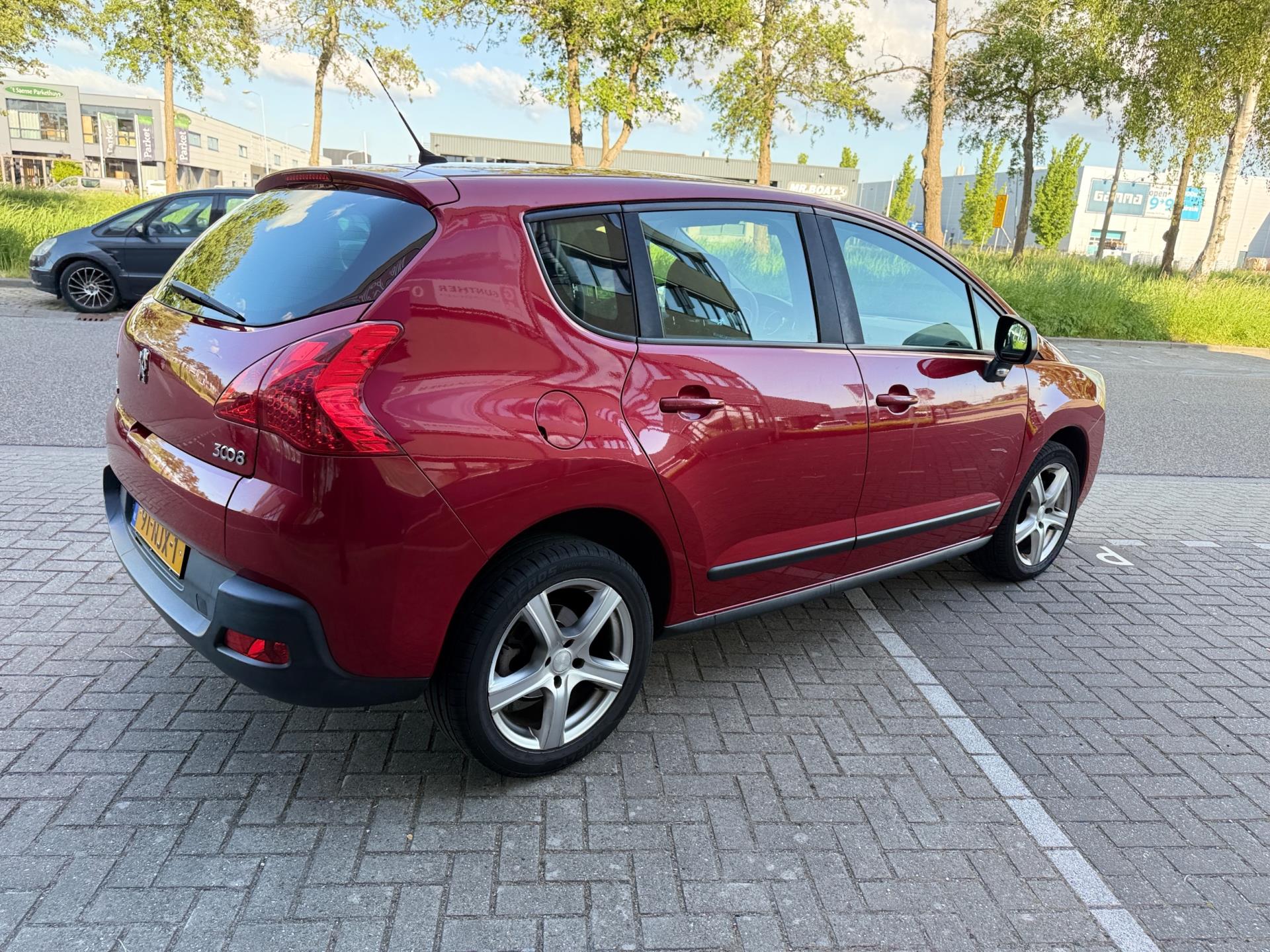 peugeot-3008-image4.jpg