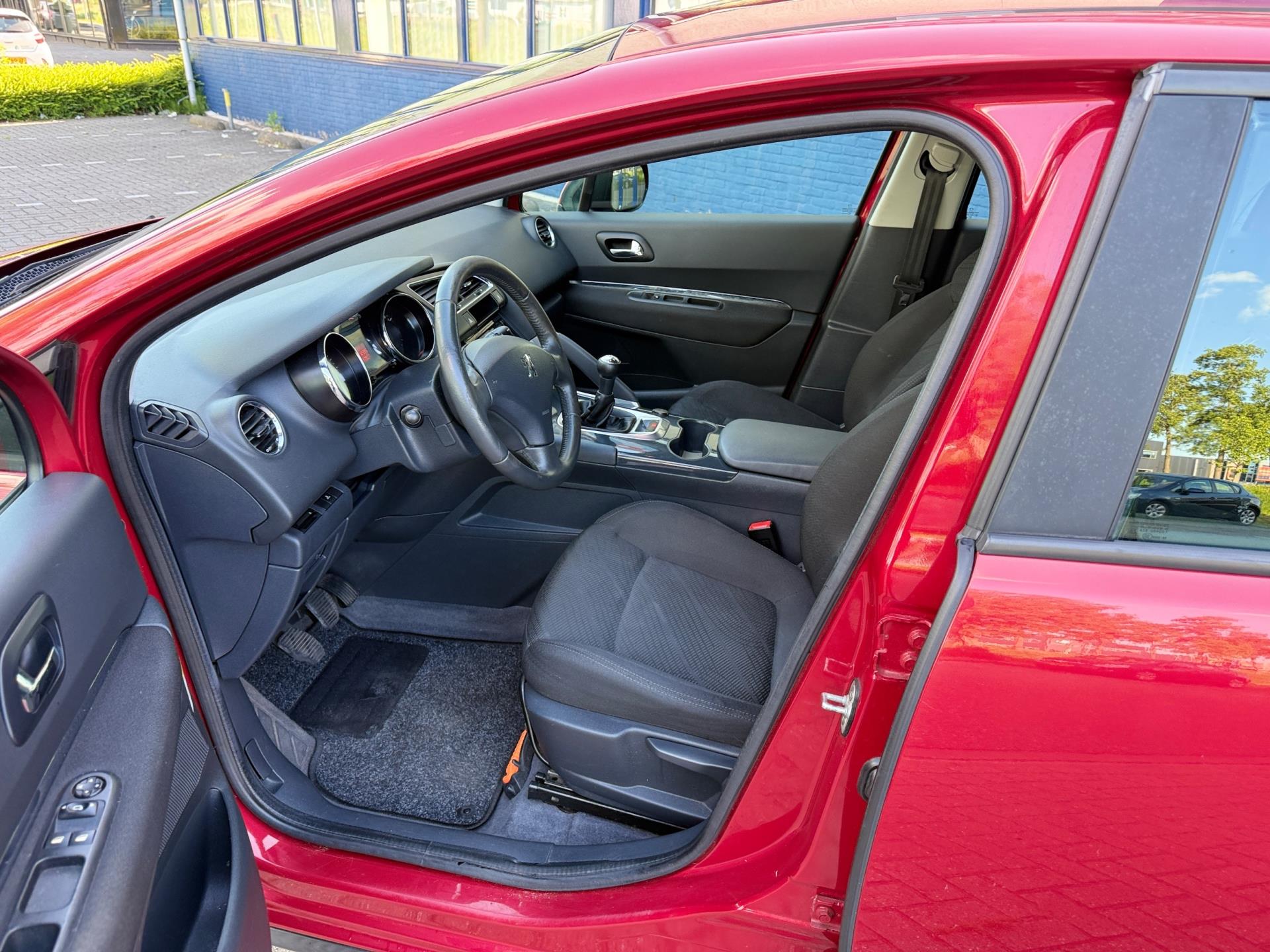 peugeot-3008-image7.jpg