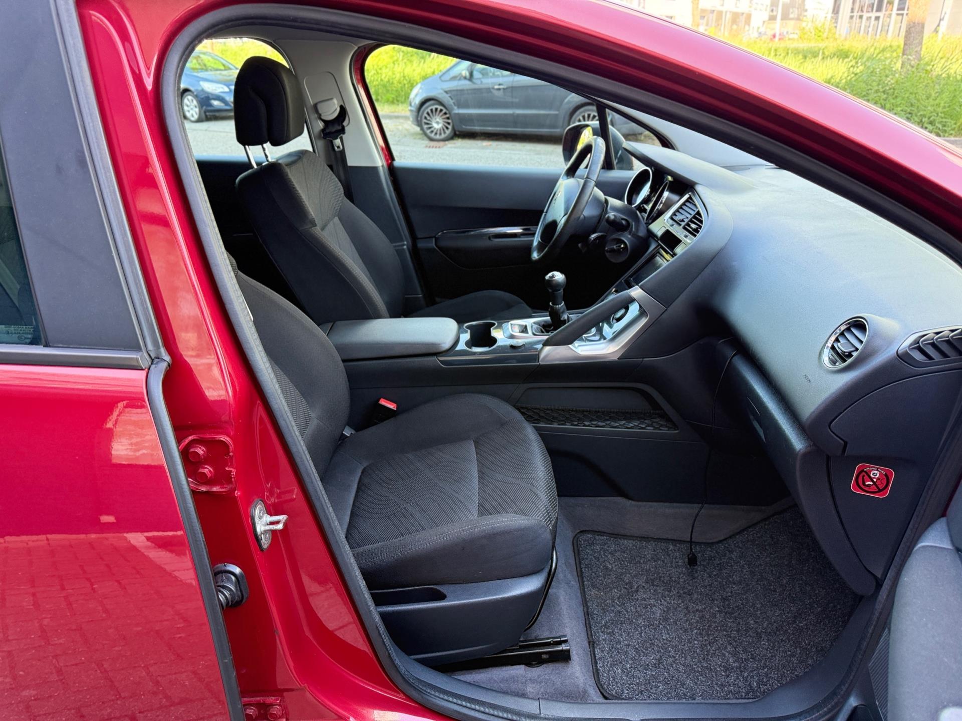 peugeot-3008-image9.jpg
