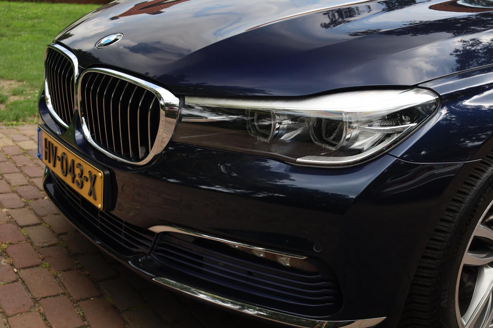 bmw-7-serie-image4.jpg