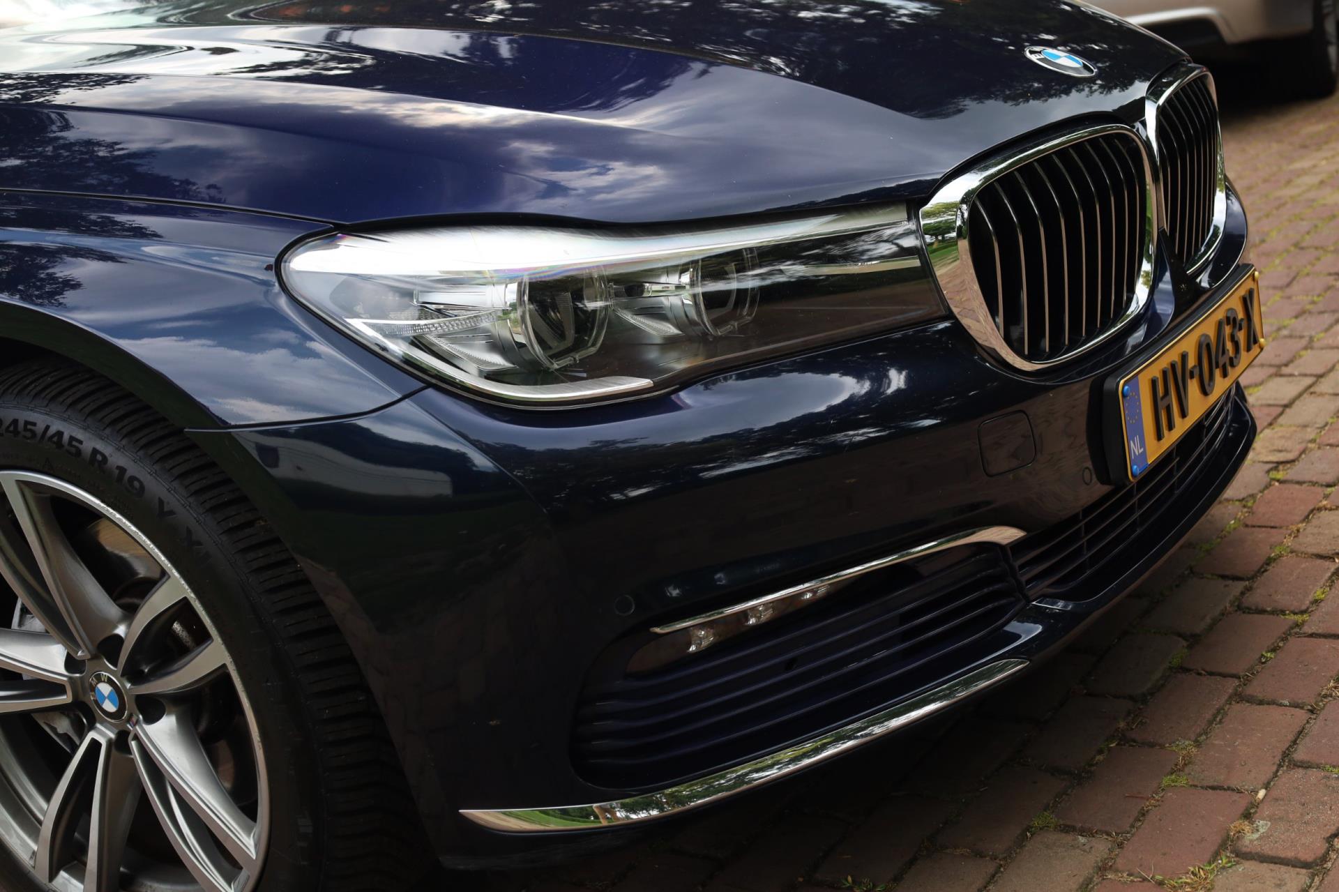 bmw-7-serie-image9.jpg