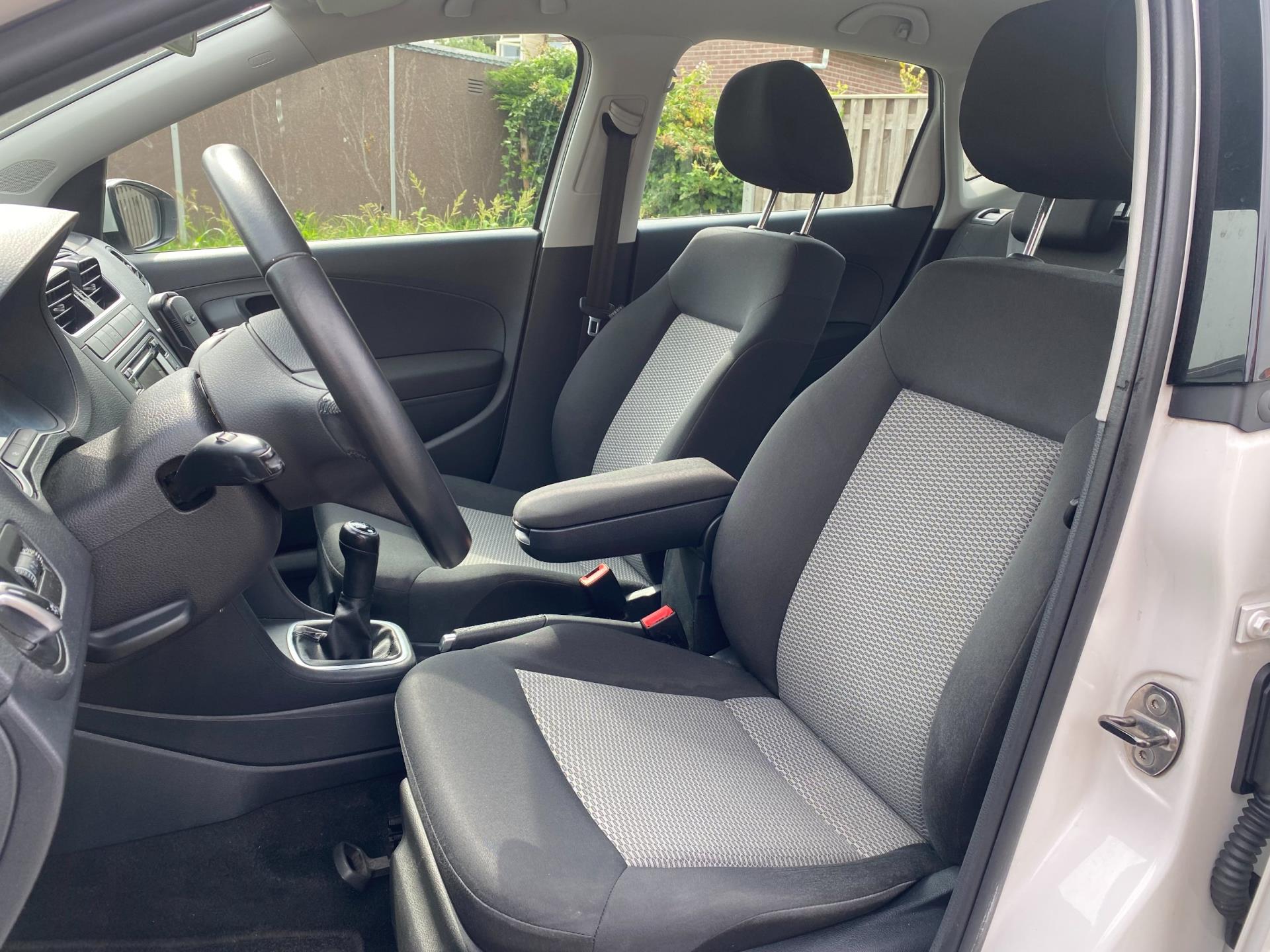 volkswagen-polo-image10.jpg