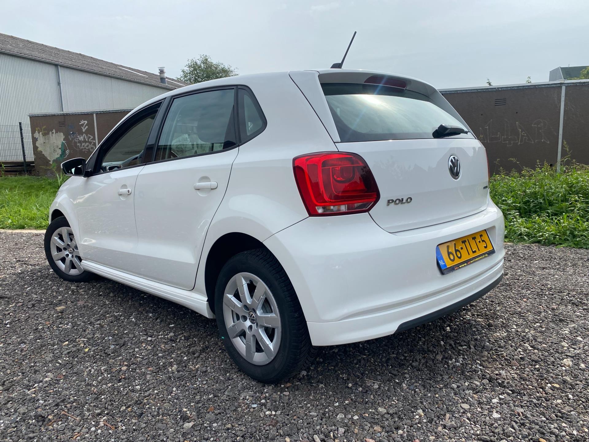 volkswagen-polo-image3.jpg