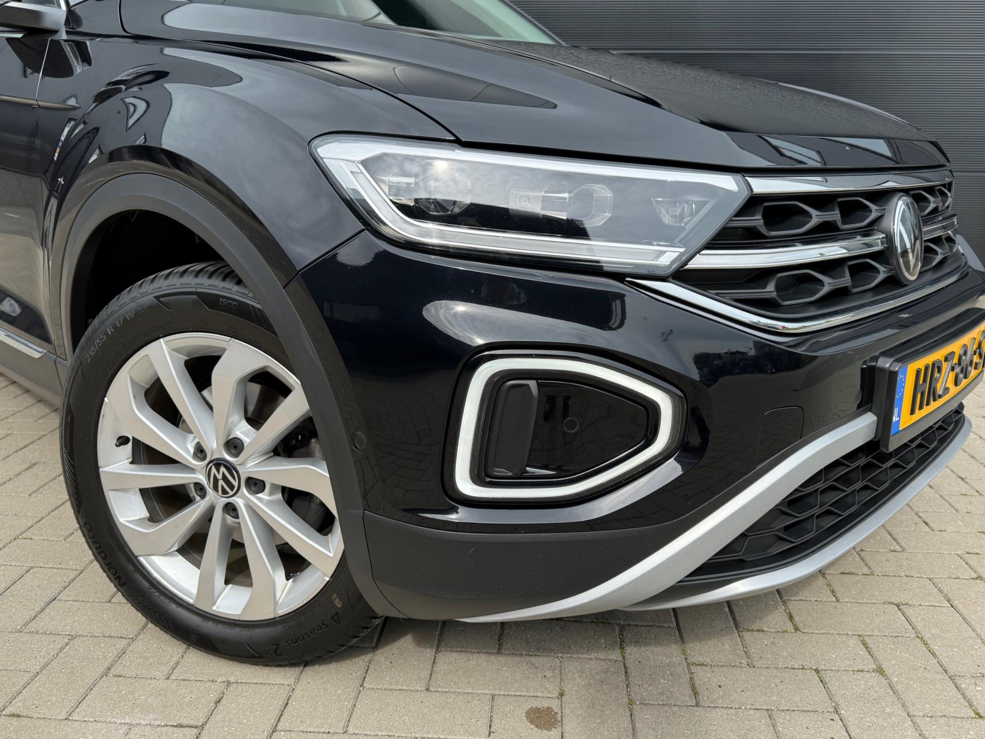 volkswagen-t-roc-image8.jpg