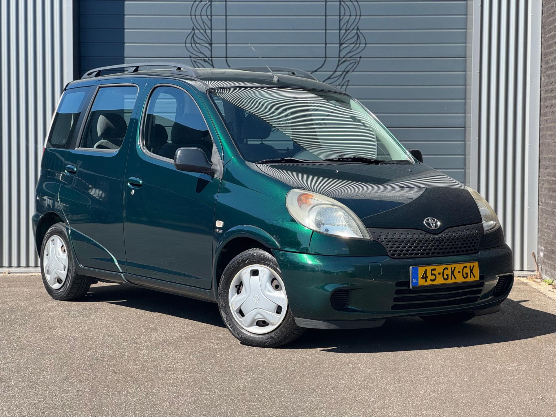 toyota-yaris-verso-image2.jpg