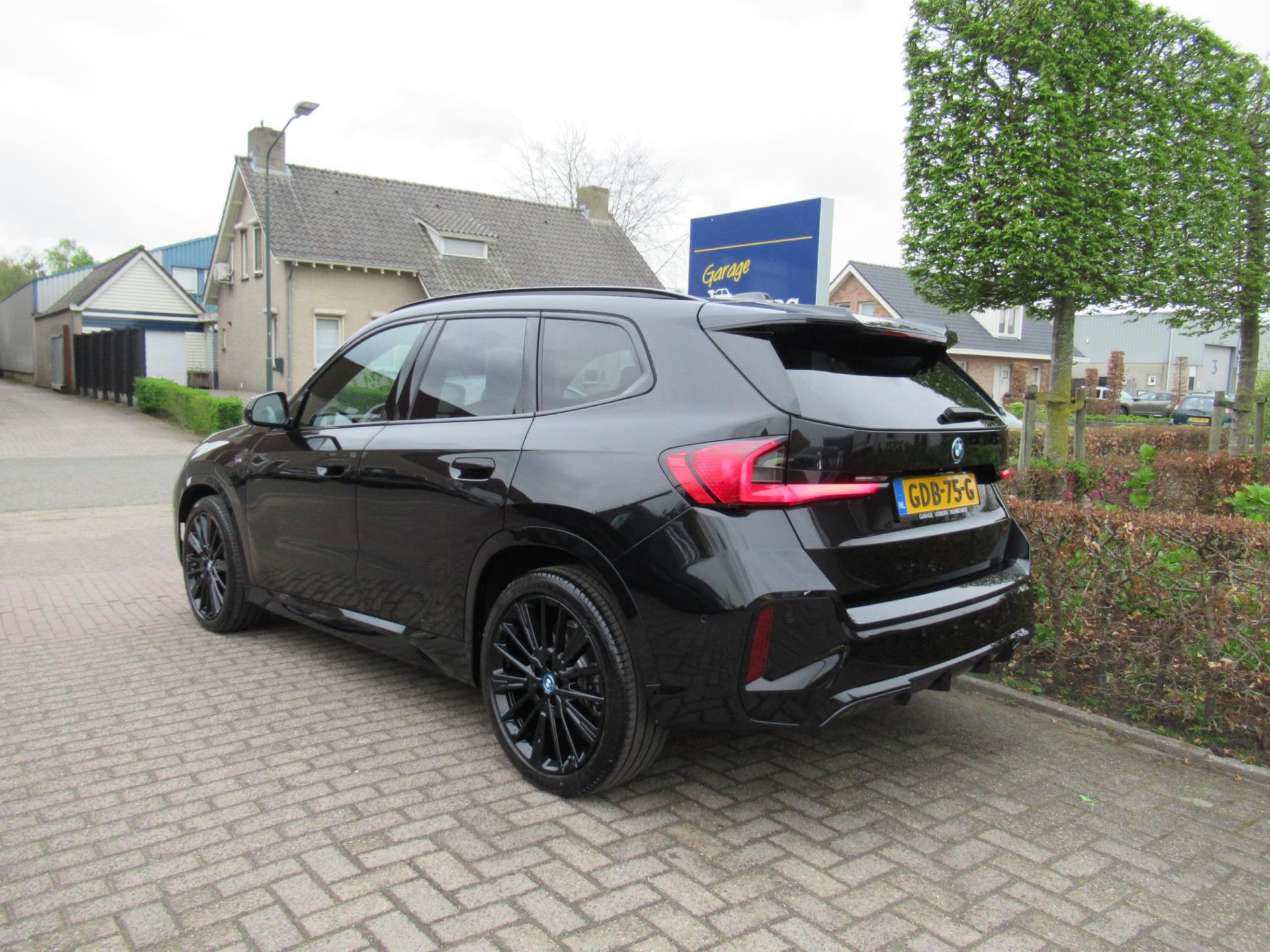 bmw-x1-image2.jpg
