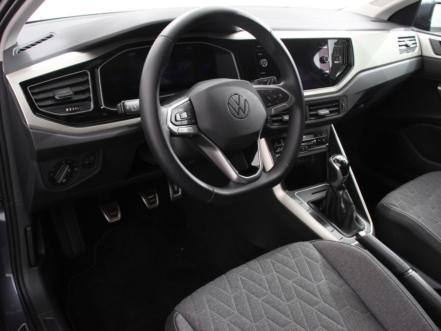 volkswagen-polo-image9.jpg