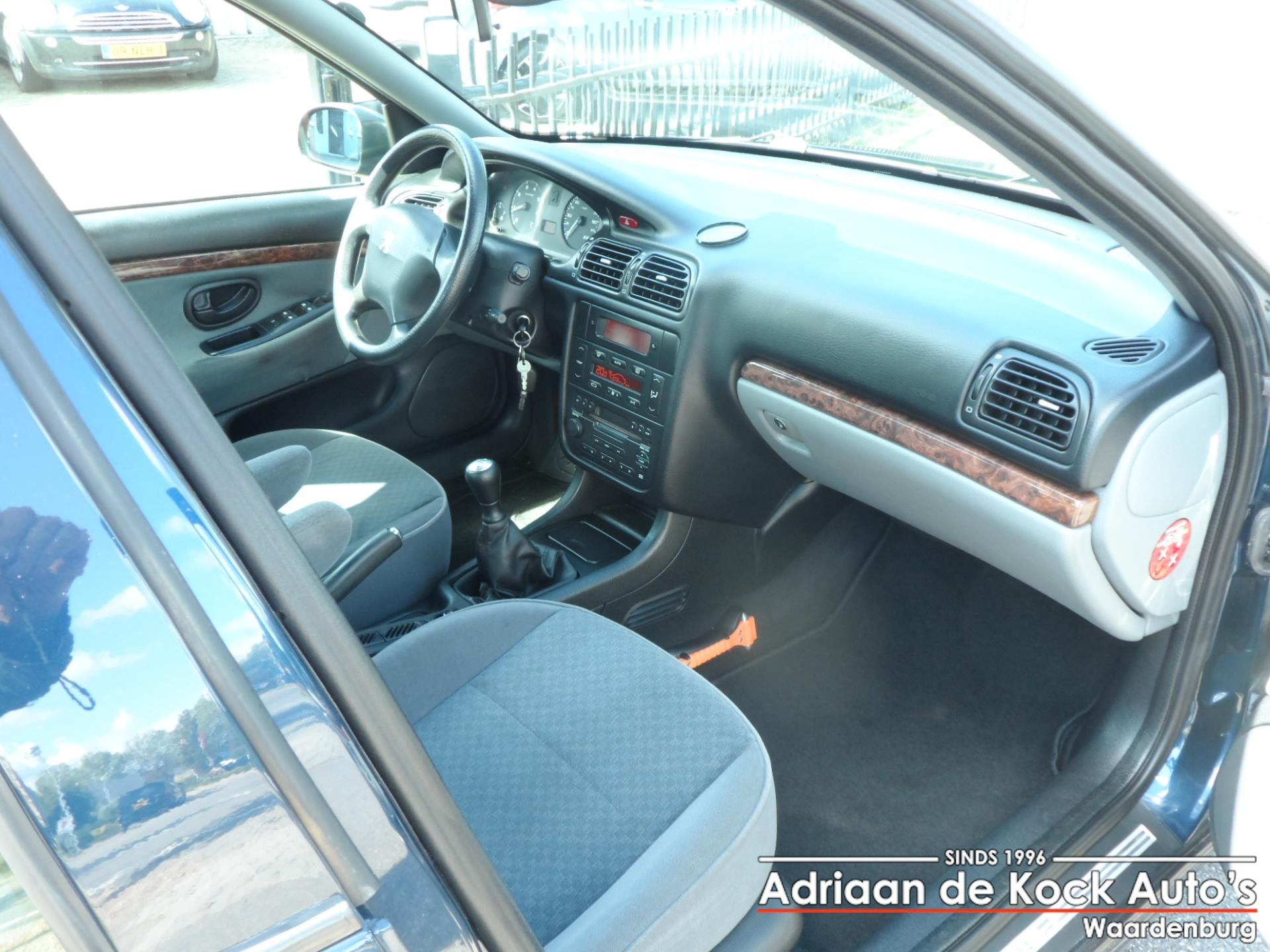 peugeot-406-image5.jpg