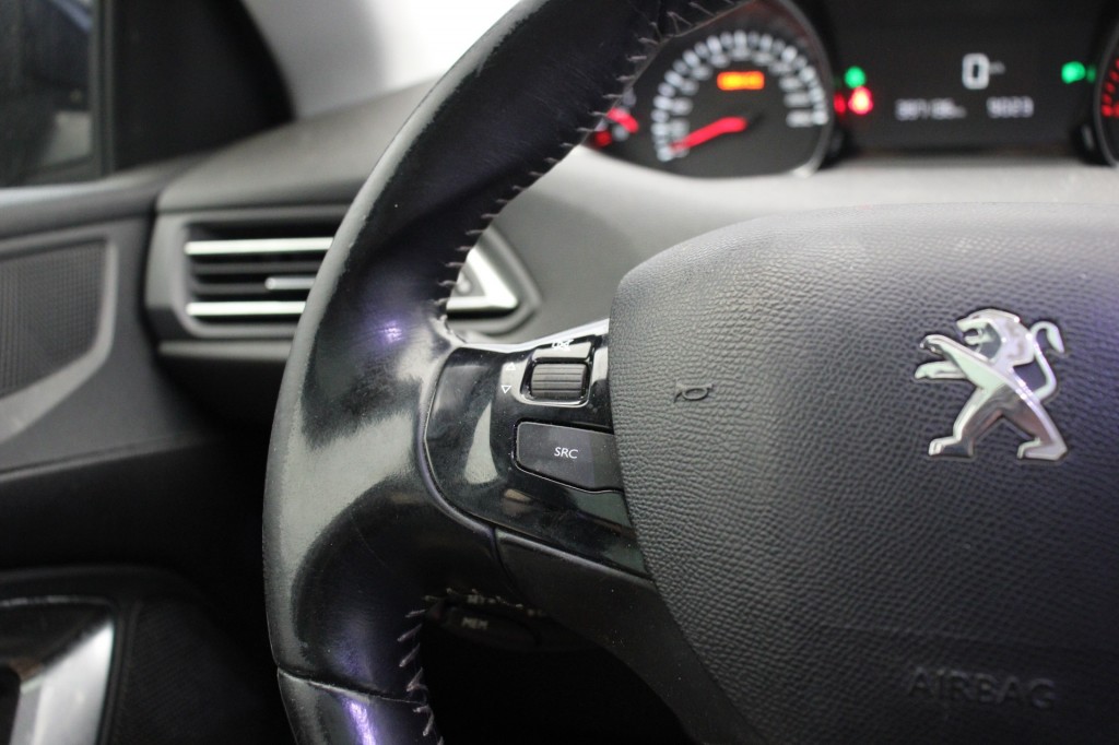 peugeot-308-image10.jpg