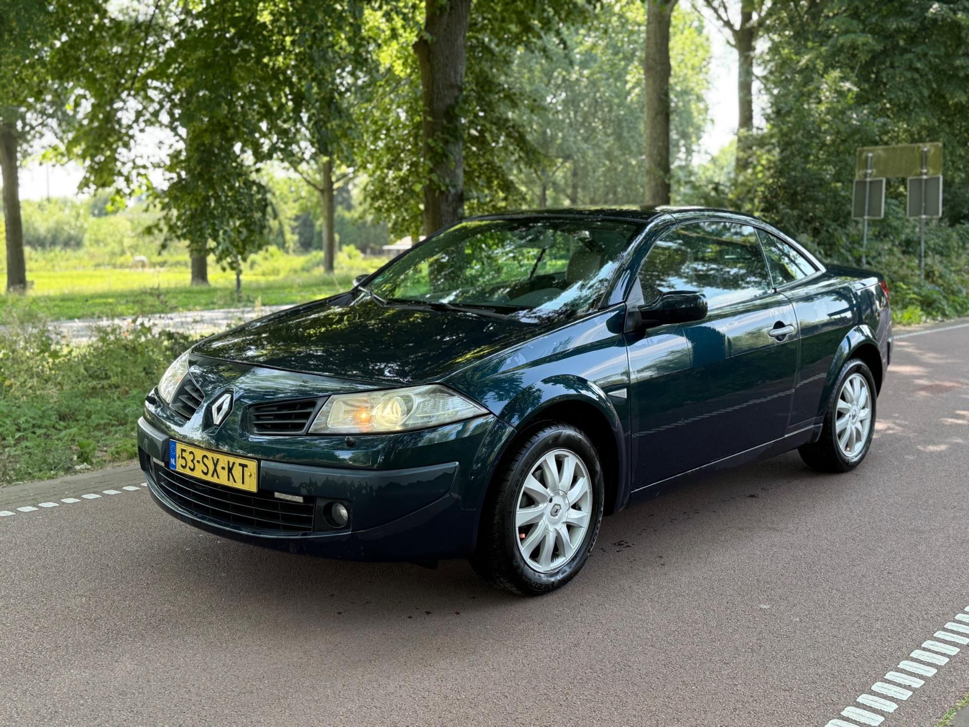 renault-megane-coupe-cabriolet-image3.jpg